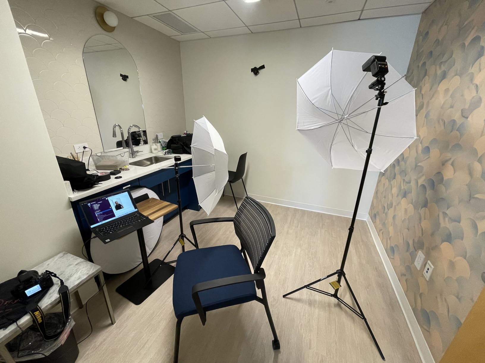 Powerextra Professional DF-400 Speedlite Camera Flash for Canon Nikon Pentax Samsung Fujifilm Olympus Panasonic Sigma Minolta Leica Ricoh DSLR Cameras and Digital Cameras with Single-Contact Hotshoe Customer Review Powerextra Professional DF-400 Speedlite Camera Flash for Canon Nikon Pentax Samsung Fujifilm Olympus Panasonic Sigma Minolta Leica Ricoh DSLR Cameras and Digital Cameras with Single-Contact Hotshoe - Customer Photo 1