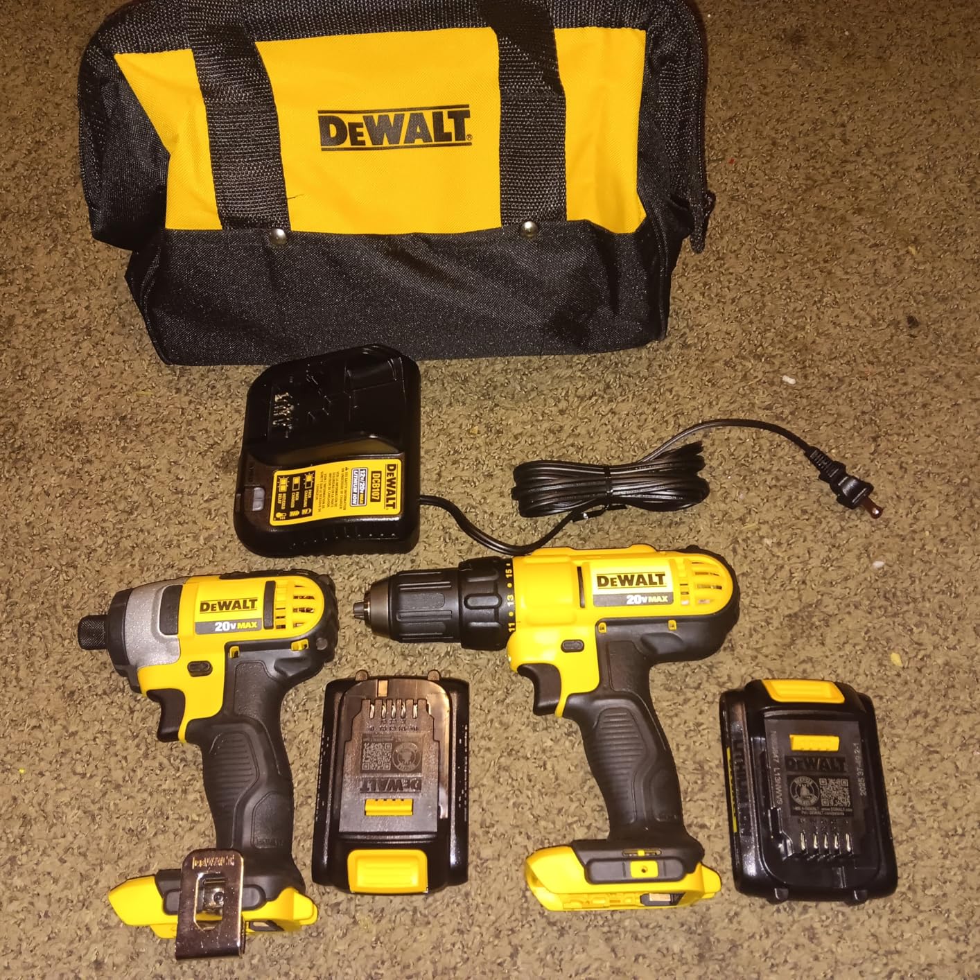 DEWALT 20V MAX Cordless Drill and Impact Driver, Power Tool Combo Kit, Includes 2 Batteries, Charger and Bag (DCK240C2) Customer Review DEWALT 20V MAX Cordless Drill and Impact Driver, Power Tool Combo Kit, Includes 2 Batteries, Charger and Bag (DCK240C2) - Customer Photo 1