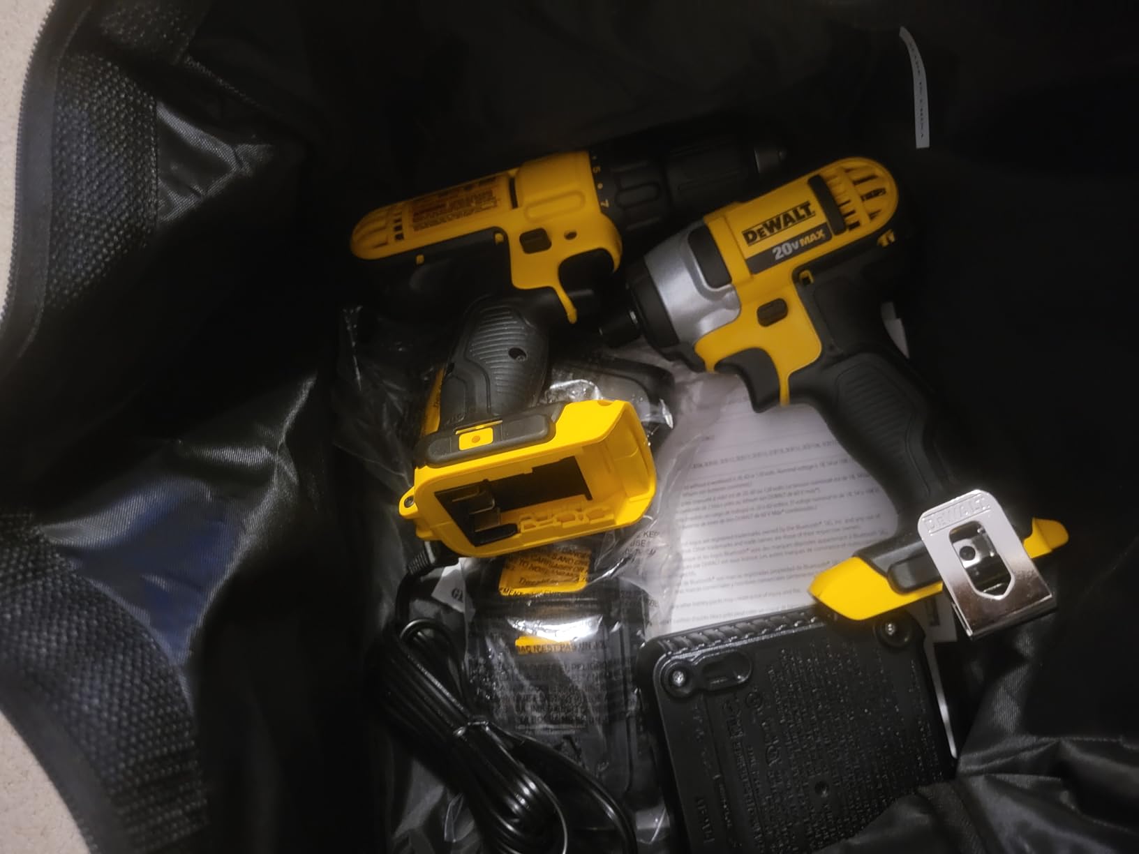 DEWALT 20V MAX Cordless Drill and Impact Driver, Power Tool Combo Kit, Includes 2 Batteries, Charger and Bag (DCK240C2) - Customer Photo 4