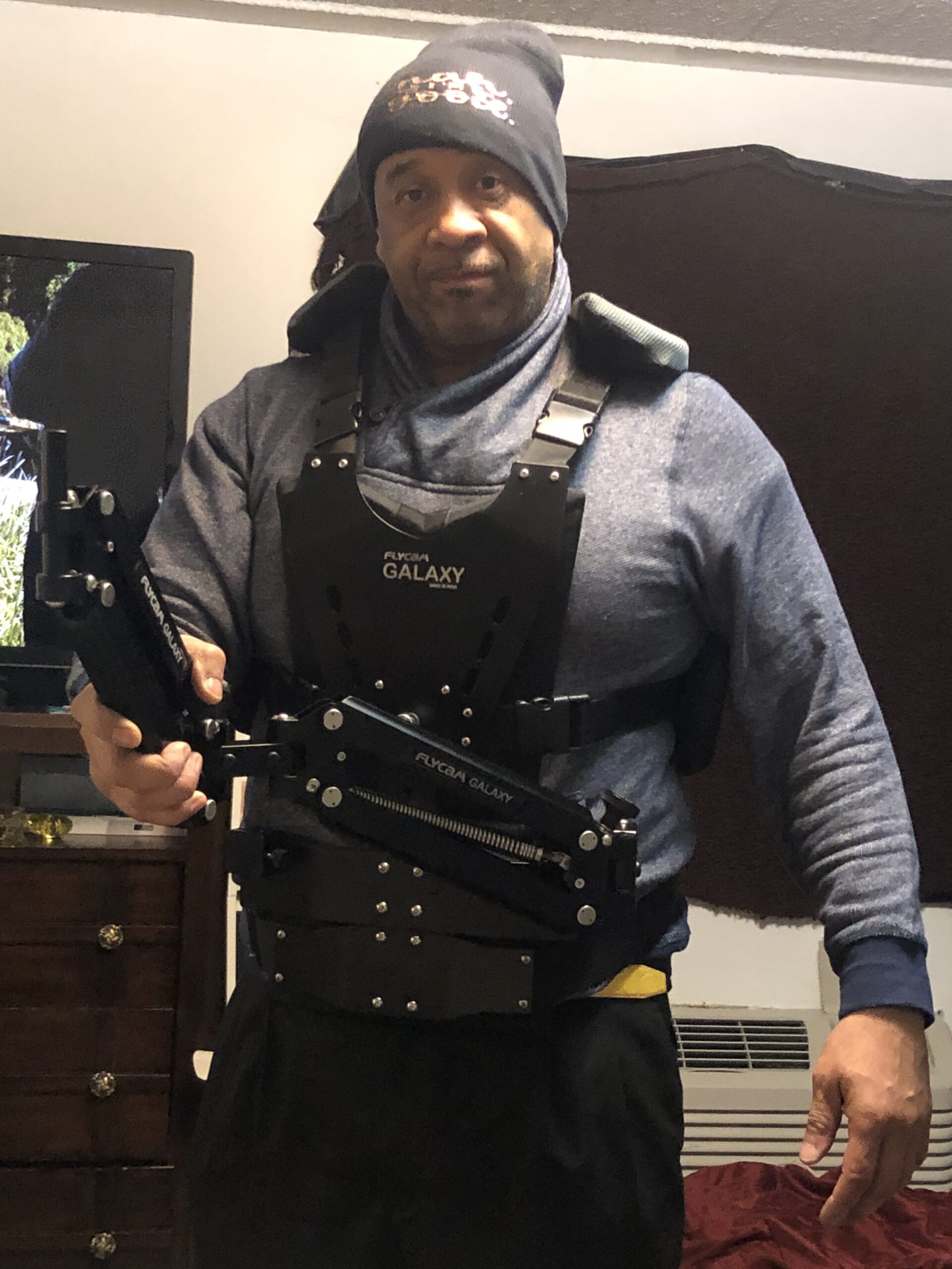 FLYCAM Galaxy Dual Arm and Vest Body Mounted Steadycam for Handheld Stabilizer for Video Camera Camcorder up to 10kg/22lbs (GLXY-AV) Customer Review FLYCAM Galaxy Dual Arm and Vest Body Mounted Steadycam for Handheld Stabilizer for Video Camera Camcorder up to 10kg/22lbs (GLXY-AV) - Customer Photo 1