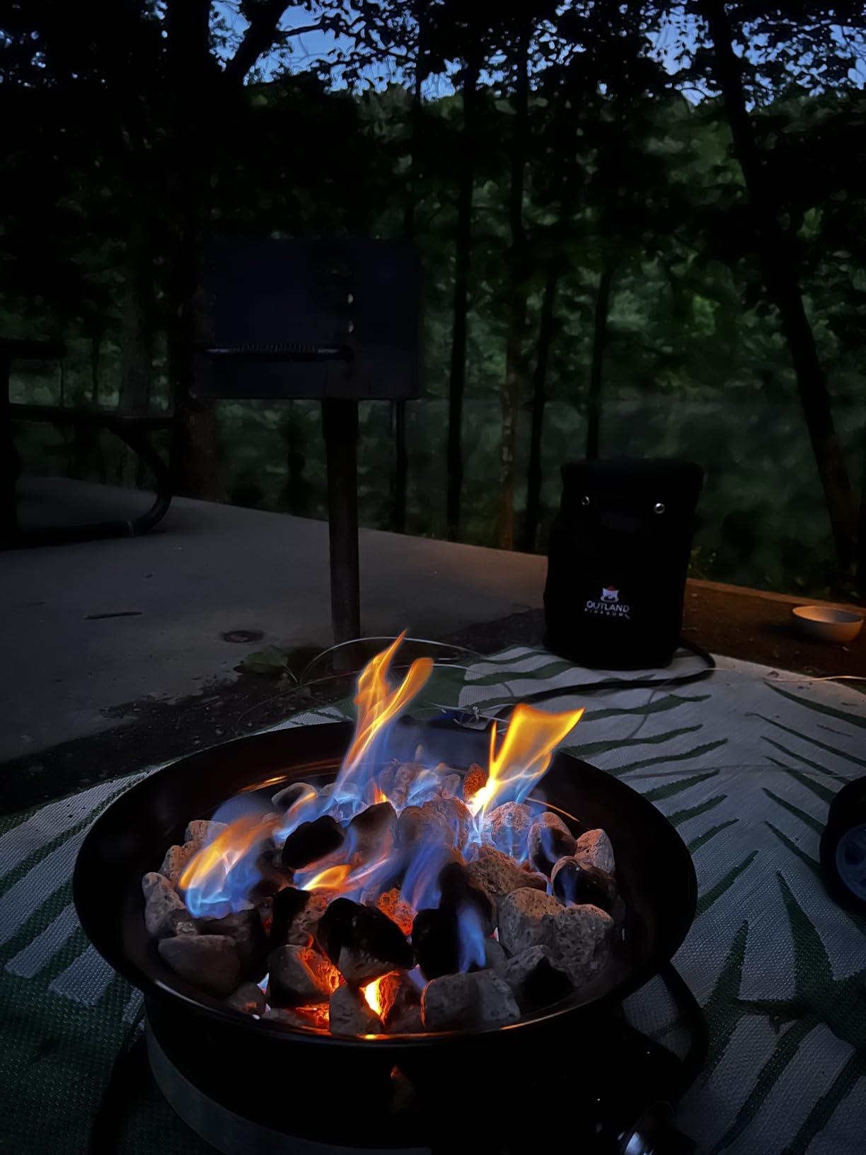 Outland Living Portable Propane Fire Pit, 19-inch, 58,000 BTU with Fire Pit Cover & Carry Kit, Smokeless Gas Firebowl | Perfect for Camping, Patio, Backyard, Tailgating, Deck, RV| Black 893 Deluxe customer photo 2