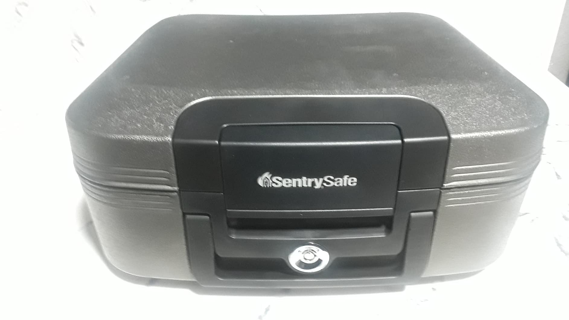 SentrySafe Dark Gray Fireproof and Waterproof Safe with Key Lock, Chest Lock Box with Carrying Handle for Travel, 0.28 Cubic Feet, 6.6 x 15.4 x 14.3 Inches, CFW20201 customer photo 1