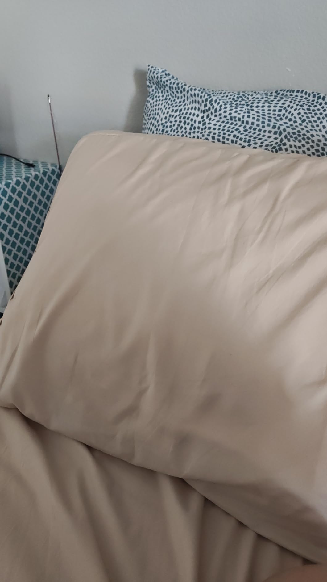 Utopia Bedding Queen Sheet Set – 4 Piece Bed Sheets for Queen Size Bed, Soft and Breathable Microfiber, Includes 1 Fitted Sheet, 1 Flat Sheet and 2 Pillowcases (Grey) - Customer Photo 2