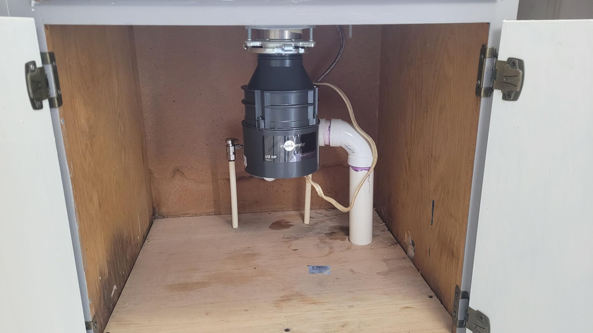 InSinkErator Badger 5 Garbage Disposal with Power Cord, Standard Series 1/2 HP Continuous Feed Food Waste Disposer, Badger 5 W/C - Customer Photo 2