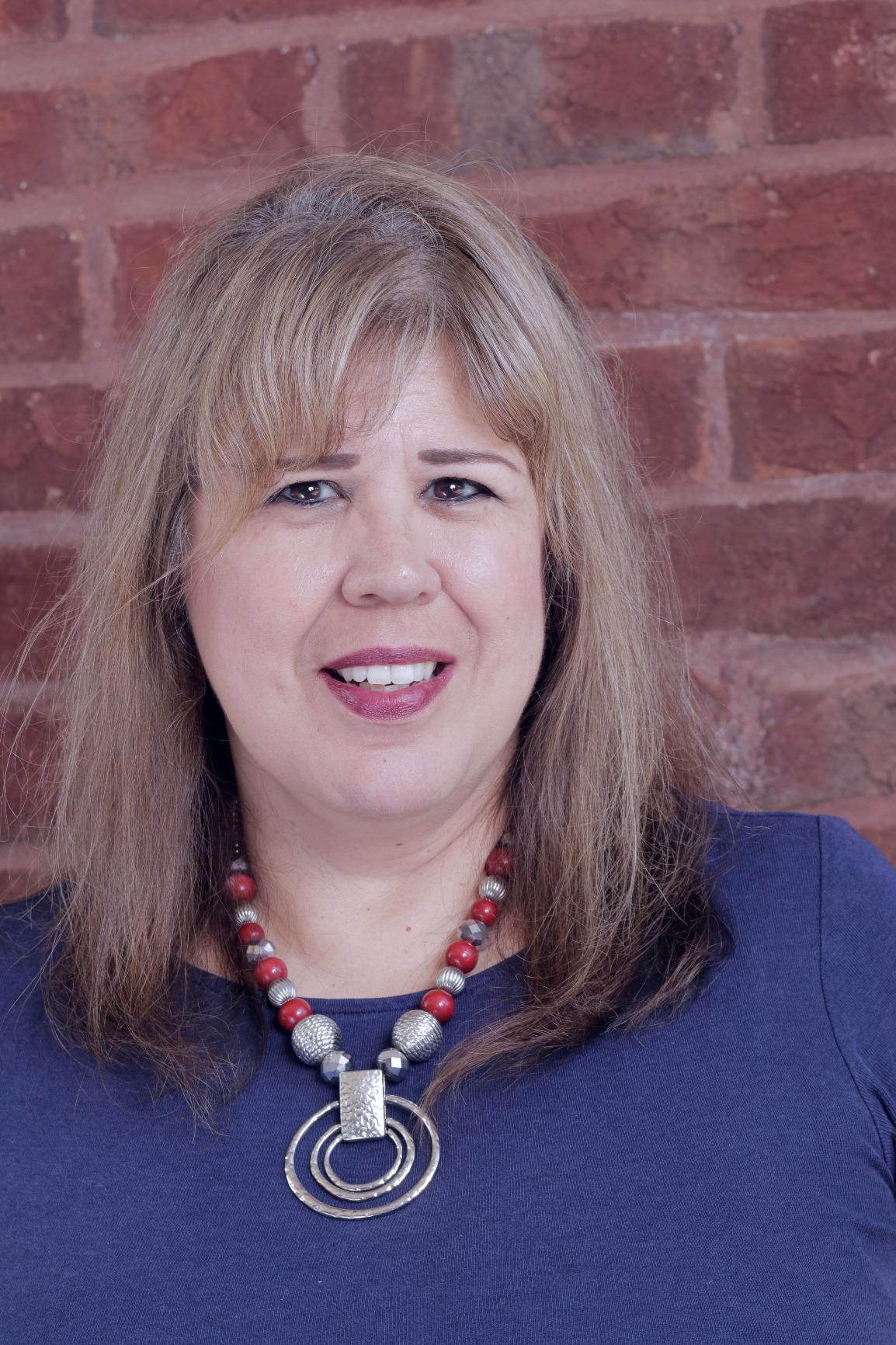 Selens 32 Inch (80cm) Reflector Photography, Collapsible Light Reflector with Carrying Case, 5 in 1 Handle Reflector for Photography Photo Studio Lighting -Translucent, Silver, Gold, White and Black - Customer Photo 2