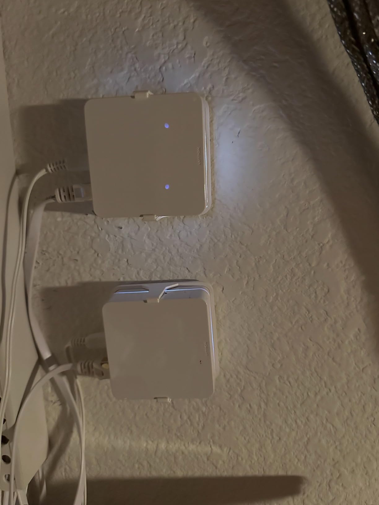 Lutron Caseta Smart Lighting Smart Hub for Light Bulbs and Fans, Compatible w/ Amazon Alexa, Apple Homekit, Google Home, 75 Device Capacity, L-BDG2-WH, White - Customer Photo 2