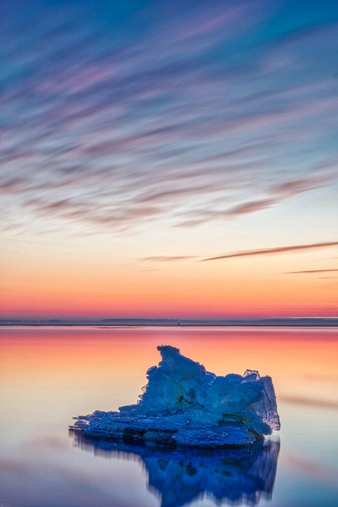 Benro Mach3 Aluminum Tripod – Professional 3-Section Heavy-Duty Aluminum Tripod with Twist Locks, Magnesium Castings, Interchangeable Feet & Carry Case for DSLR, Mirrorless & Video Cameras (TMA27A) - Customer Photo 5