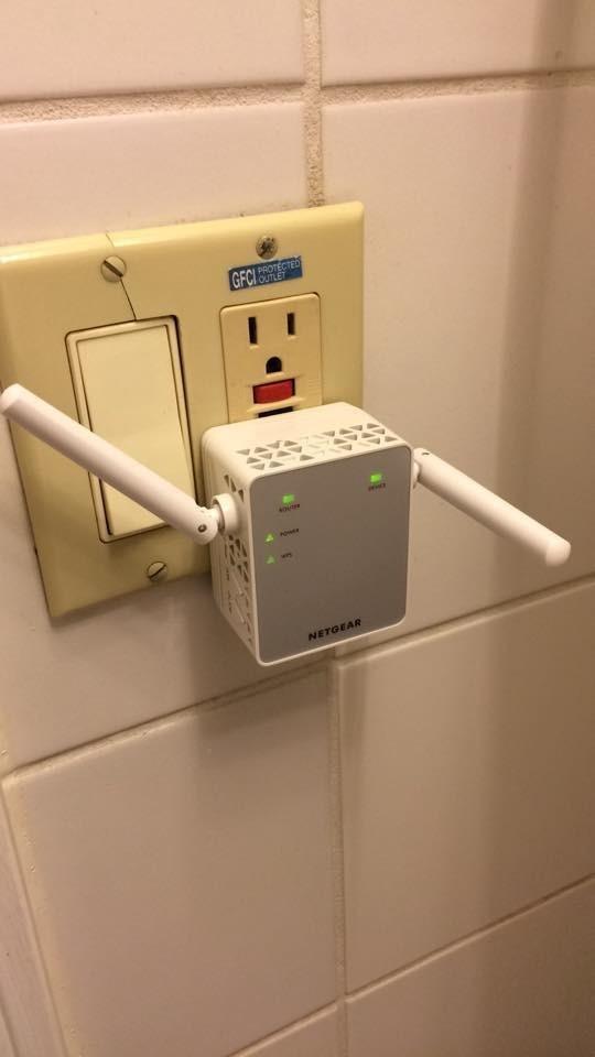 NETGEAR WiFi Range Extender (EX6120) - Add up to 1,500 sq. ft., 25 Devices - AC1200 Dual Band Wireless Signal Booster & Repeater (Up to 1.2 Gbps Speed), Compact Wall Plug Design – Free Expert Help - Customer Photo 1