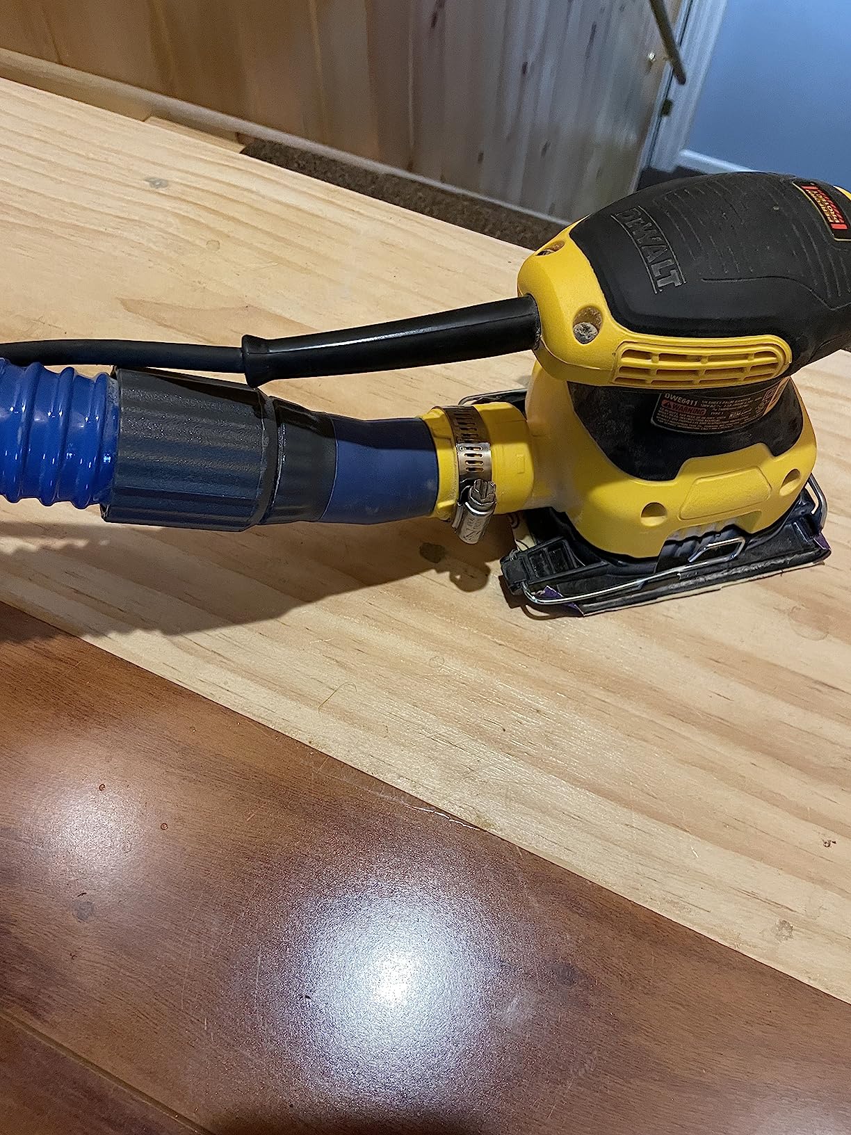 DEWALT Electric Sander, 1/4 Sheet, 14,000 OPM (DWE6411) - Customer Photo 1