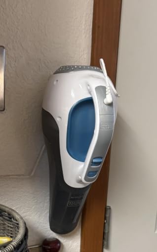 BLACK+DECKER dustbuster Cordless Handheld Vacuum, Portable Vacuum for Car and Home Rechargeable, Powerful Suction, Wide Mouth (HHVI315JO42) - Customer Photo 1