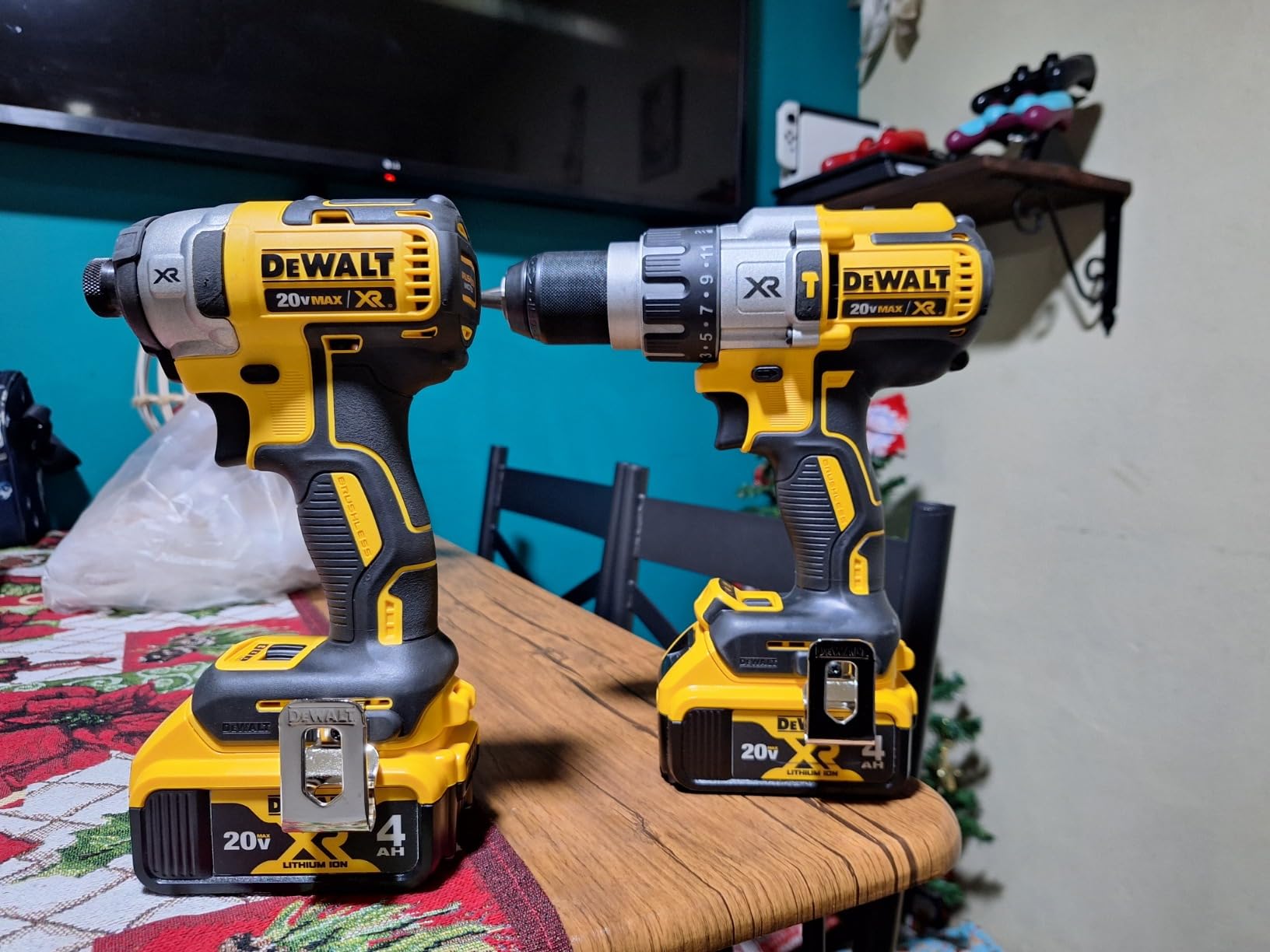 DEWALT 20V MAX Hammer Drill and Impact Driver, Power Tool Combo Kit with 2 Batteries and Charger, Cordless Brushless XR Premium 4.0Ah, LED Light, Tool Bag (DCK299M2) - Customer Photo 5