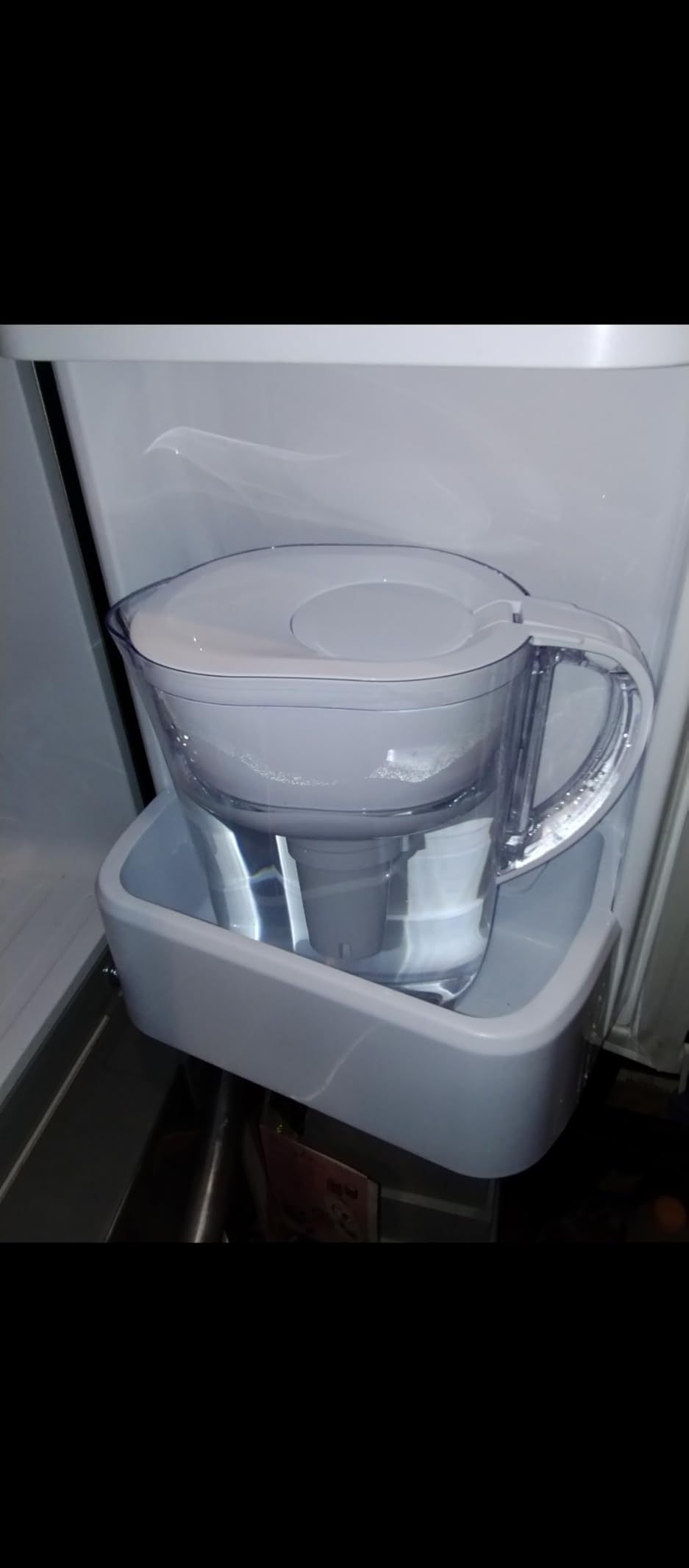 Brita Large Water Filter Pitcher for Tap and Drinking Water, Includes 1 Standard Filter, BPA-Free, Lasts Two Months, 10-Cup Capacity, Bright White - Customer Photo 2