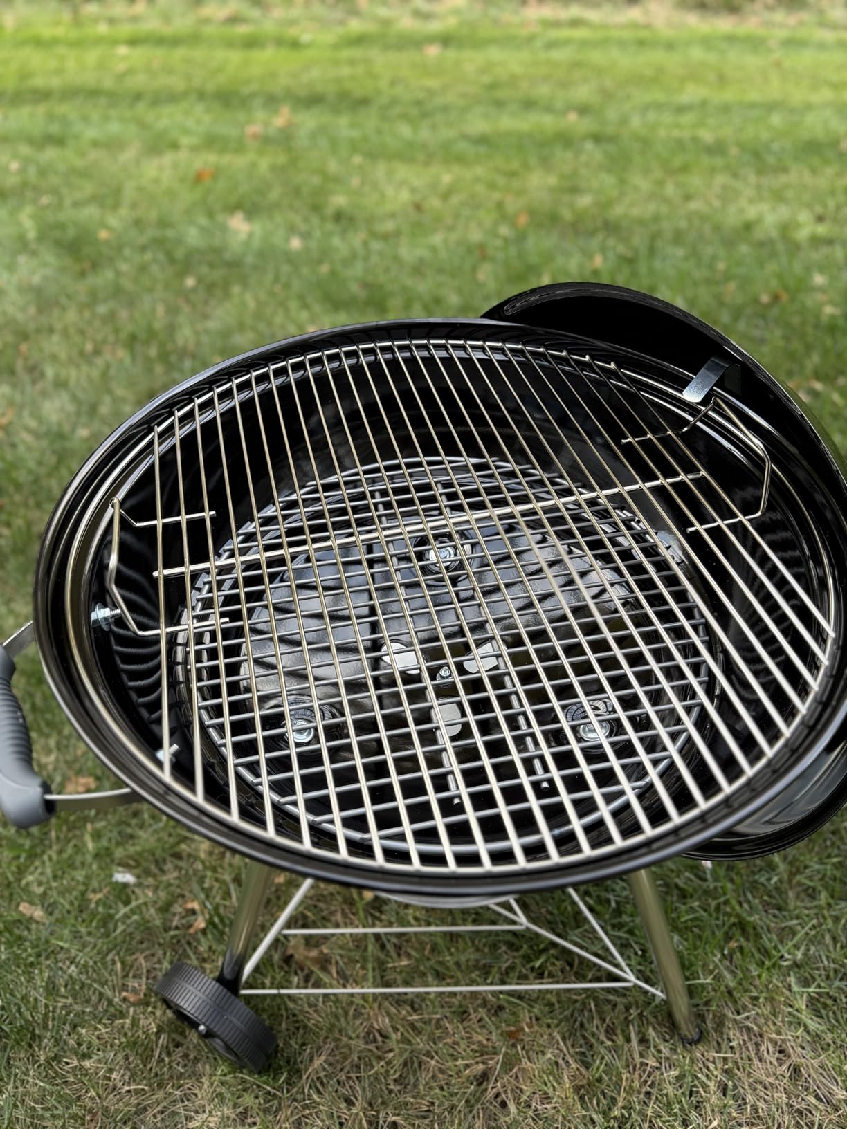 Weber Jumbo Joe Premium Charcoal Grill, 22-Inch, Black - Portable Outdoor BBQ Grill with Durable Plated Steel Grates, Porcelain-Enameled Bowl & Precision Airflow Control customer photo 2