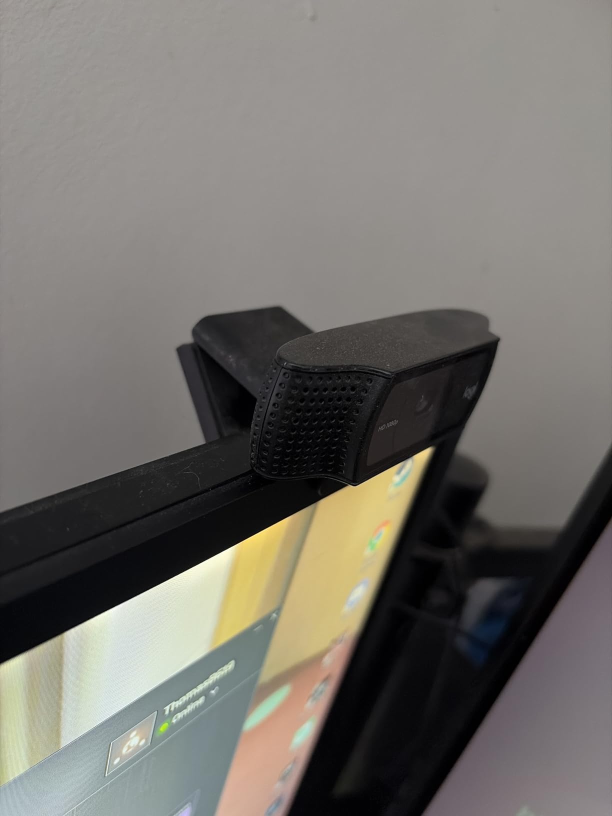 Logitech C922x HD Pro PC Webcam, Full HD 1080p/30fps or 720p/60fps Video, HD Light Correction, Works with Microsoft Teams, Google Meet, Zoom, Nintendo Switch 2's new GameChat mode, Mac/Tablet- Black - Customer Photo 3