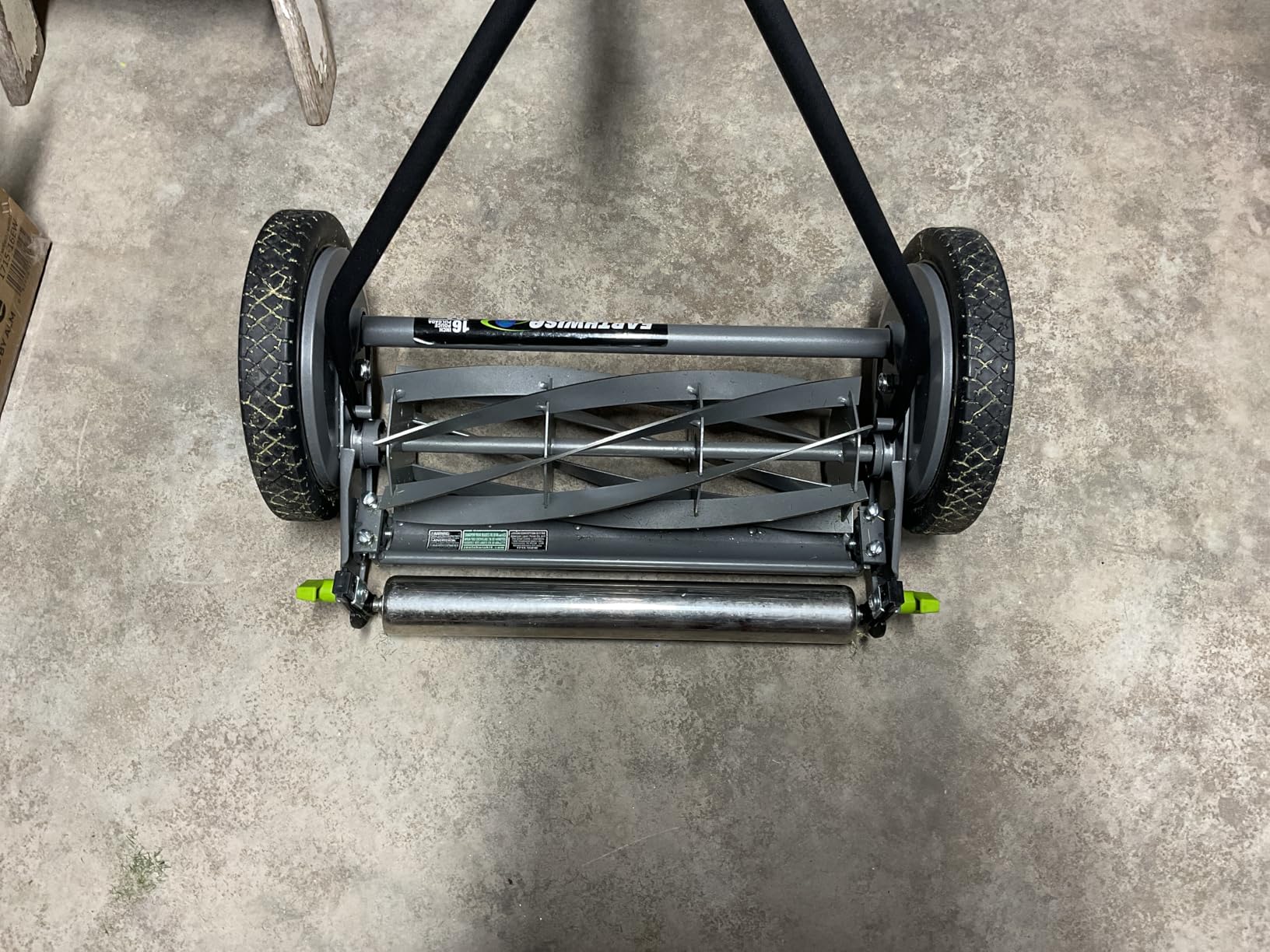 Earthwise 1715-16EW 16-Inch 7-Blade Push Reel Lawn Mower, Grey - Customer Photo 1