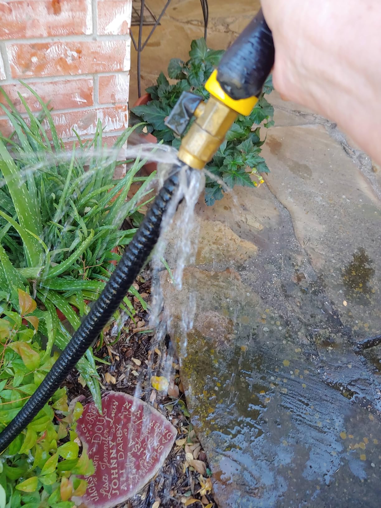 J&B XpandaHose 75ft Expandable Garden Hose – Ultra-Strong 3750D, 4-Layer Latex Core, Brass 3/4 J&B XpandaHose 75ft Expandable Garden Hose – Ultra-Strong 3750D, 4-Layer Latex Core, Brass 3/4