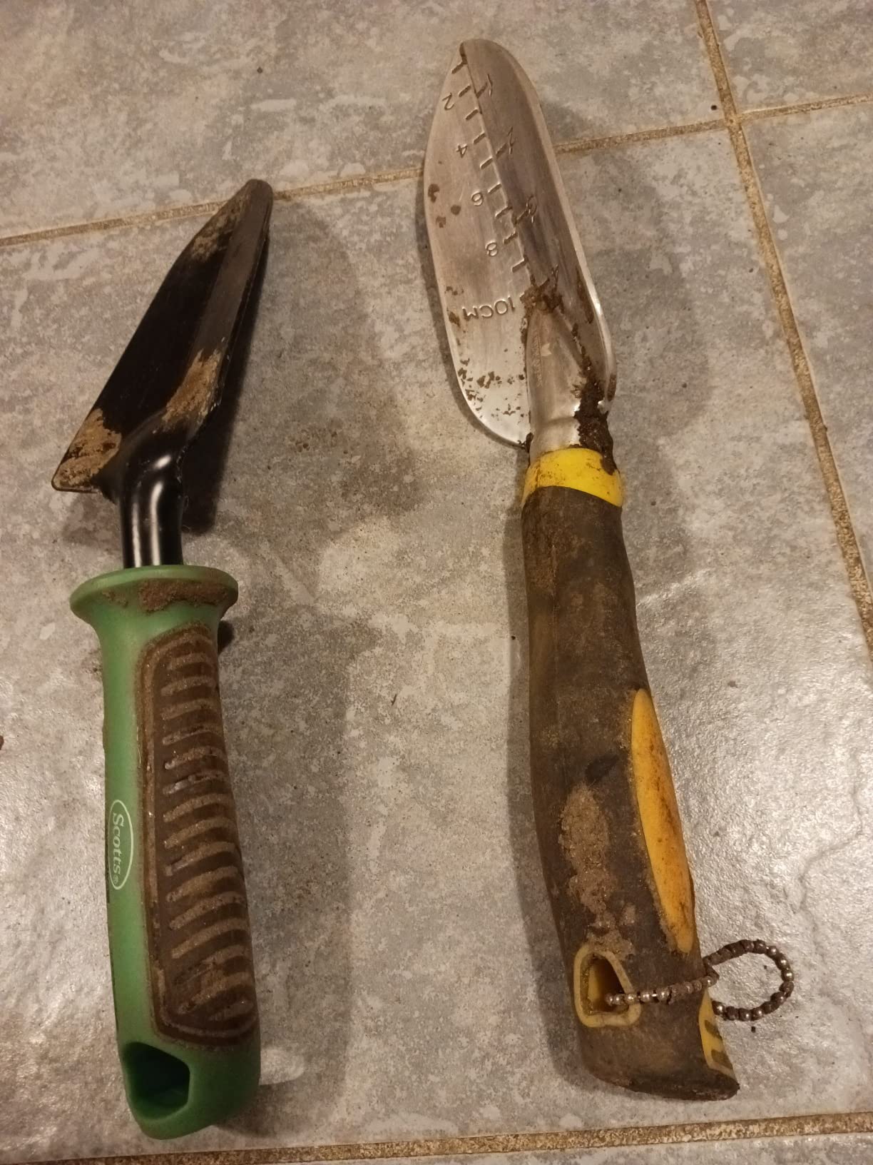 Edward Tools Transplanter Trowel - Bend Proof and Rust Proof Aluminum - Most Comfortable Transplanter with Ergo Handle - Engraved Depth Guide - Customer Photo 1