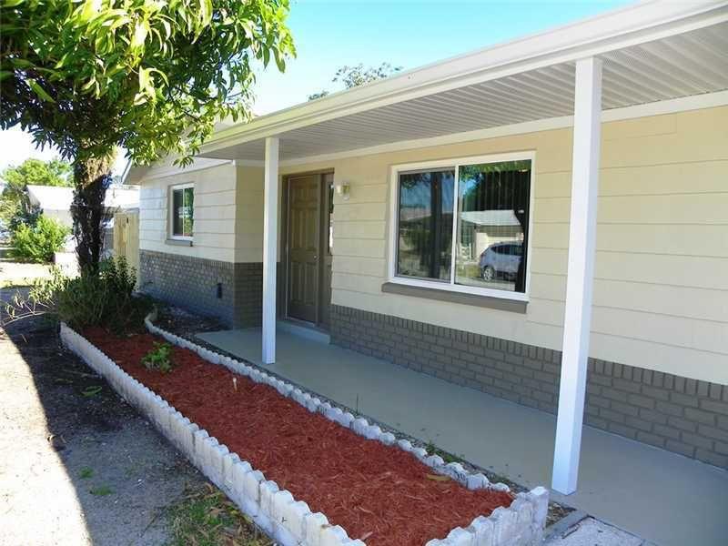 3.5ft H x 7.6ft W (2 Panels) No Dig Zippity Manchester Fence Kit, White Vinyl Picket Fence Panels, Perfect Durable Temporary Outdoor Fence for Backyard, Patio, or Garden, ZP19018 - Customer Photo 2