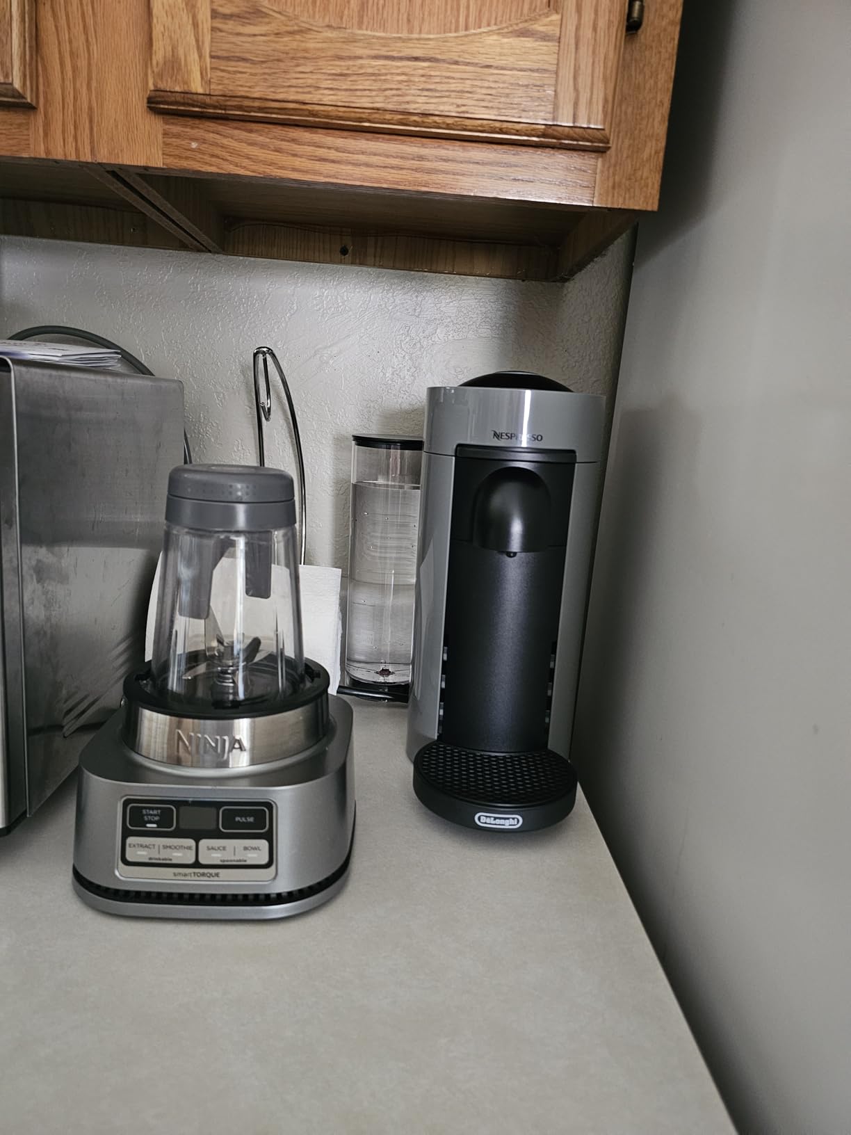 De'Longhi Nespresso Vertuo Plus Coffee and Espresso Maker by De'Longhi, Grey - Customer Photo 1