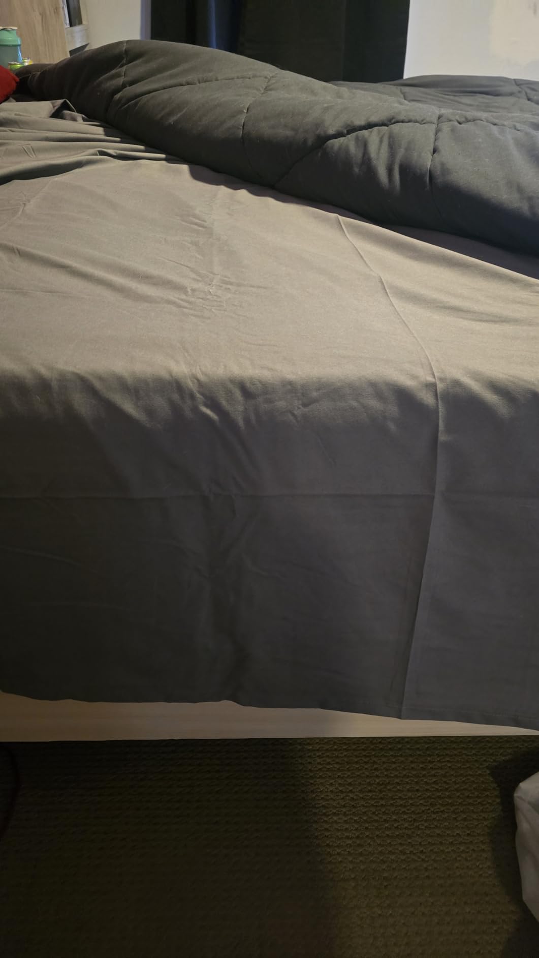 Queen Size 4 Piece Sheet Set - Comfy Breathable & Cooling Bed Sheets Set - Hotel Luxury Bedding for Women, Men, Kids, Teens, Boys & Girls - Deep Pockets, Soft and Wrinkle Free - Oeko-Tex - Dark Grey - Customer Photo 2