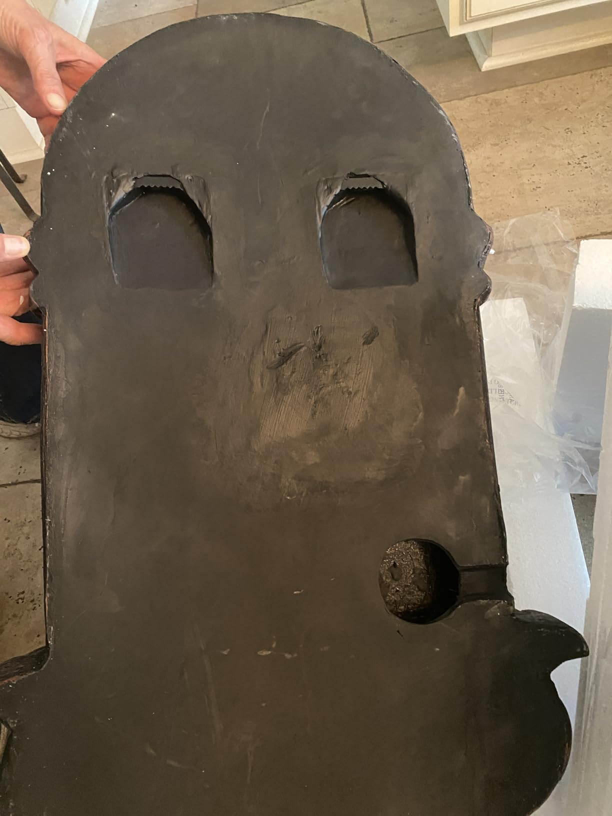 Teamson Home 32.1 in. Wall-Mounted Lion Head Stone LED Outdoor Water Fountain for Gardens, Landscaping, Patios - Customer Photo 2