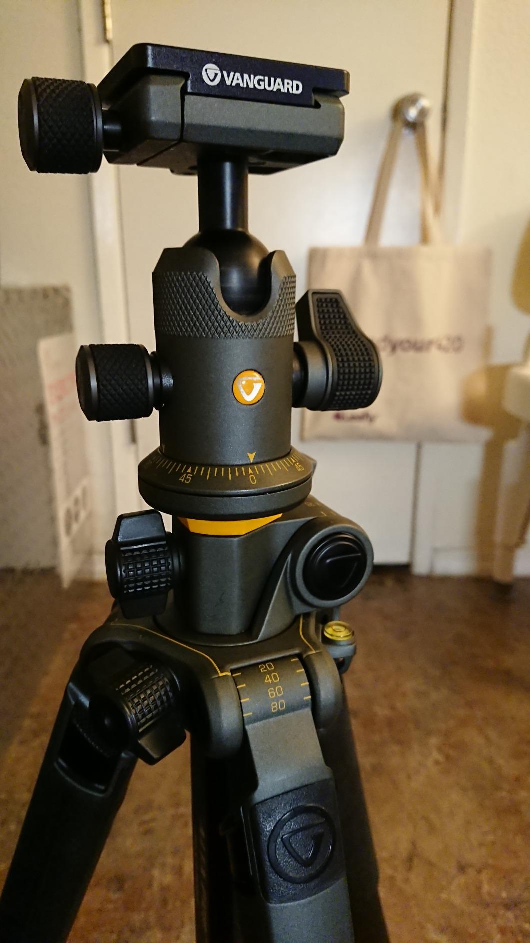 Vanguard Alta Pro 2+ 263AB 100 Aluminum Tripod with Alta BH-100 Ball Head and Multi-Angle Center Column Customer Review Vanguard Alta Pro 2+ 263AB 100 Aluminum Tripod with Alta BH-100 Ball Head and Multi-Angle Center Column - Customer Photo 1