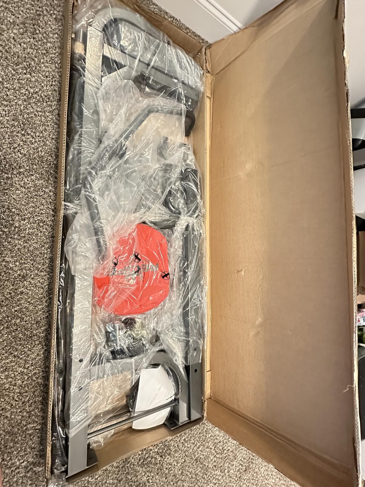 RELIFE REBUILD YOUR LIFE Power Tower Pull Up Bar Station Workout Dip Station for Home Gym Strength Training Fitness Equipment - Customer Photo 2