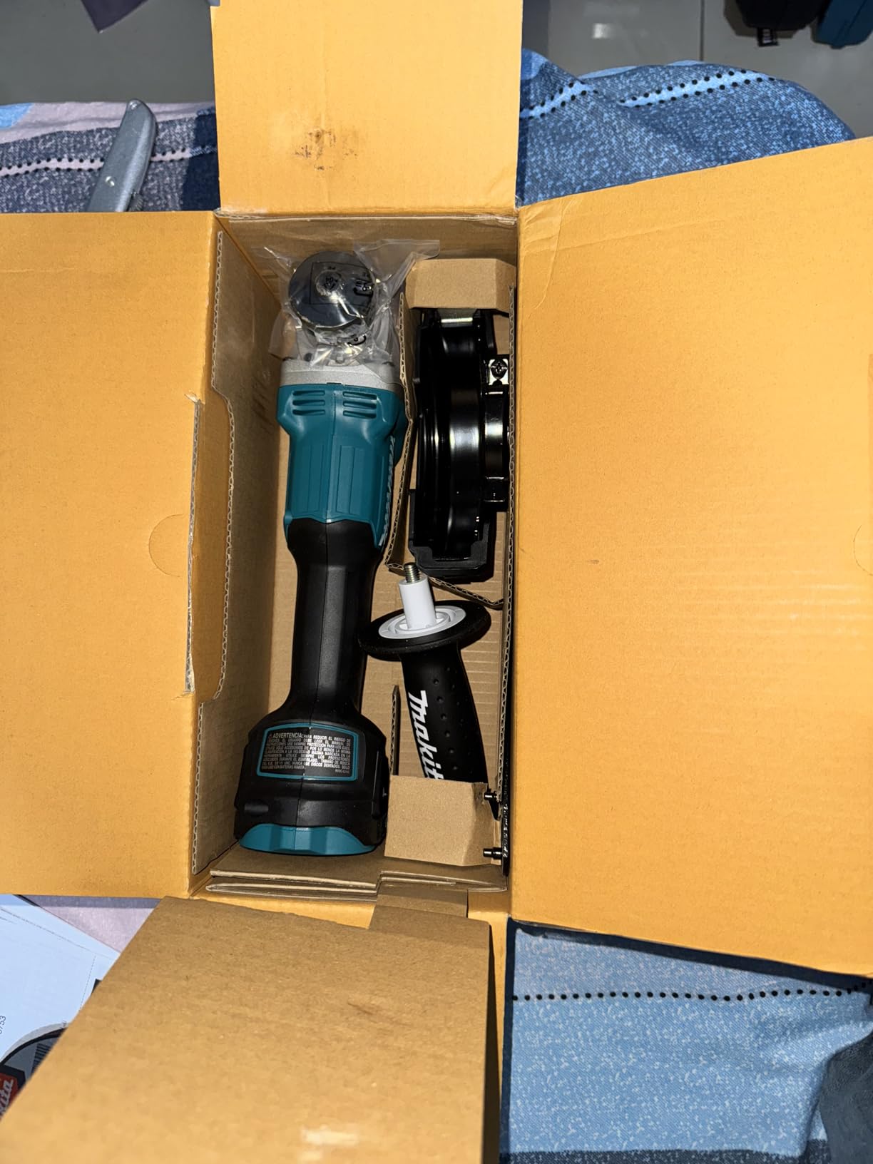 Makita XAG04Z 18V LXT Lithium-Ion Brushless Cordless 4-1/2 Makita XAG04Z 18V LXT Lithium-Ion Brushless Cordless 4-1/2