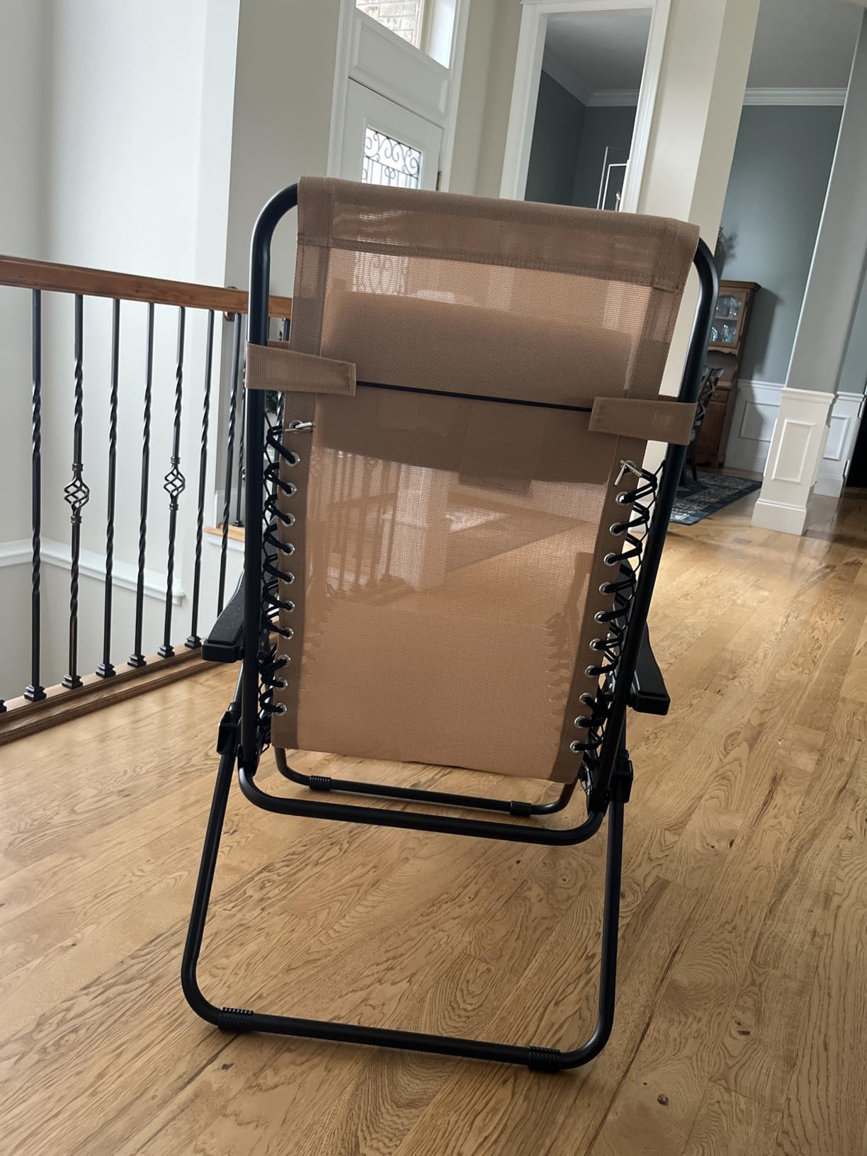 Amazon Basics Outdoor Patio Zero Gravity Lounge Chair with Pillow, Folding Reclining and Textilene Adjustable, Folding Lounge Lawn Chairs for Outside, 26