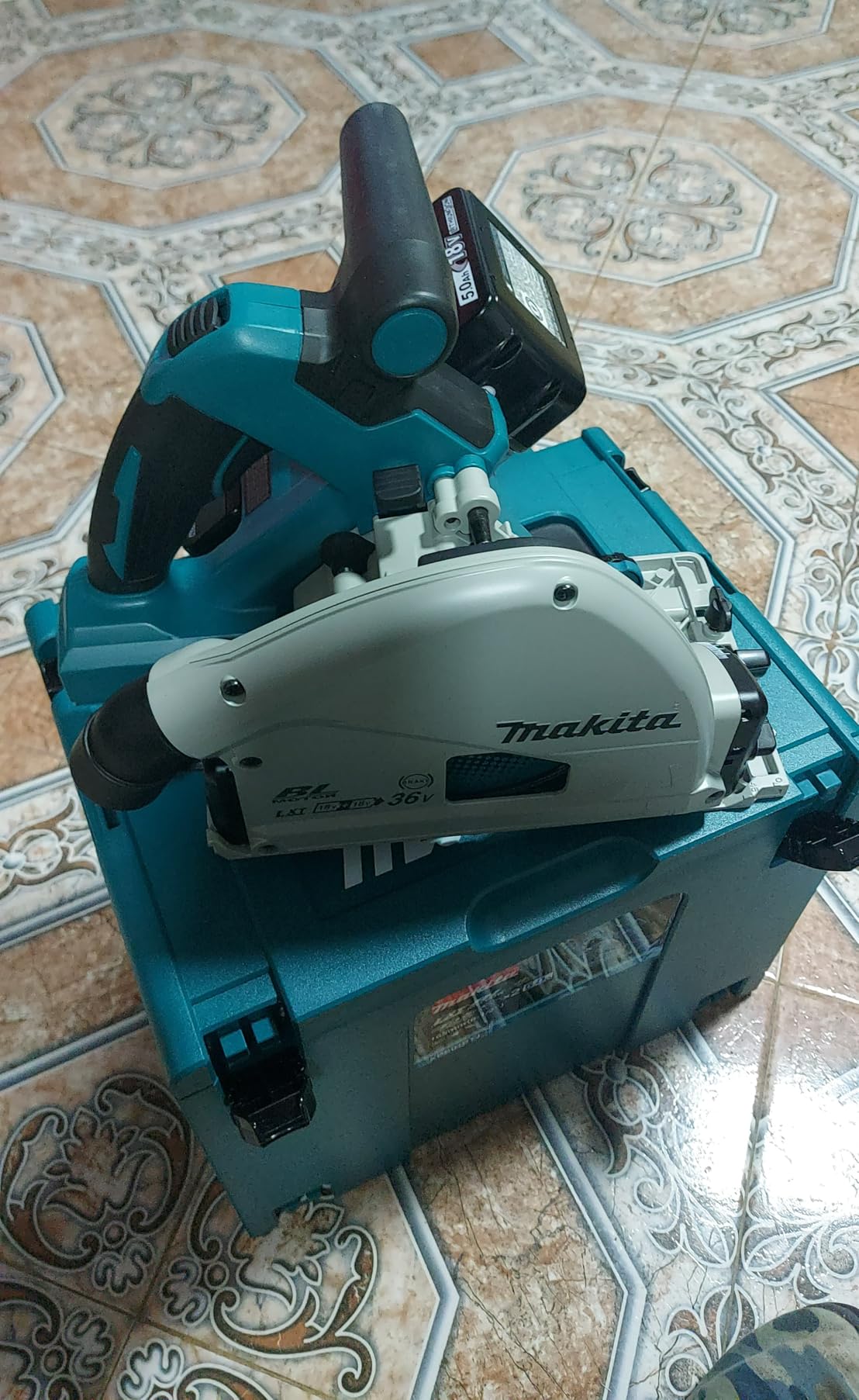 Makita XPS01Z 36V (18V X2) LXT Brushless 6-1/2