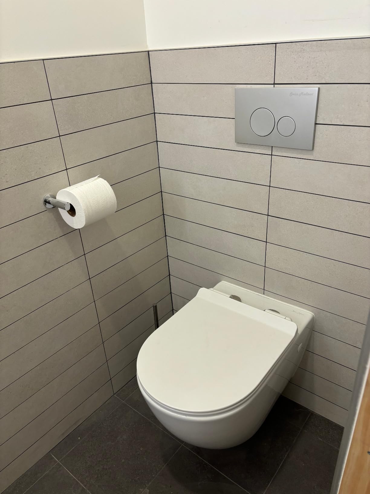 Swiss Madison Well Made Forever SM-WT449 St. Tropez Wall Hung Toilet, Glossy White Customer Review Swiss Madison Well Made Forever SM-WT449 St. Tropez Wall Hung Toilet, Glossy White - Customer Photo 1