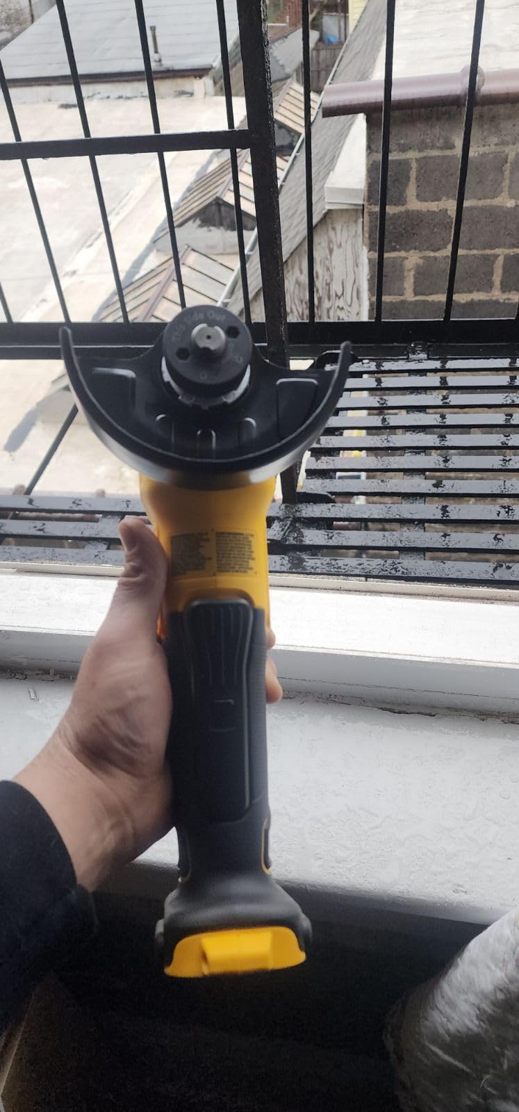 DEWALT 20V MAX* Angle Grinder Tool Cordless Brushless, 4 1/2 Inch, with Paddle Switch and Kickback Brake, Tool Only (DCG413B) Customer Review DEWALT 20V MAX* Angle Grinder Tool Cordless Brushless, 4 1/2 Inch, with Paddle Switch and Kickback Brake, Tool Only (DCG413B) - Customer Photo 5