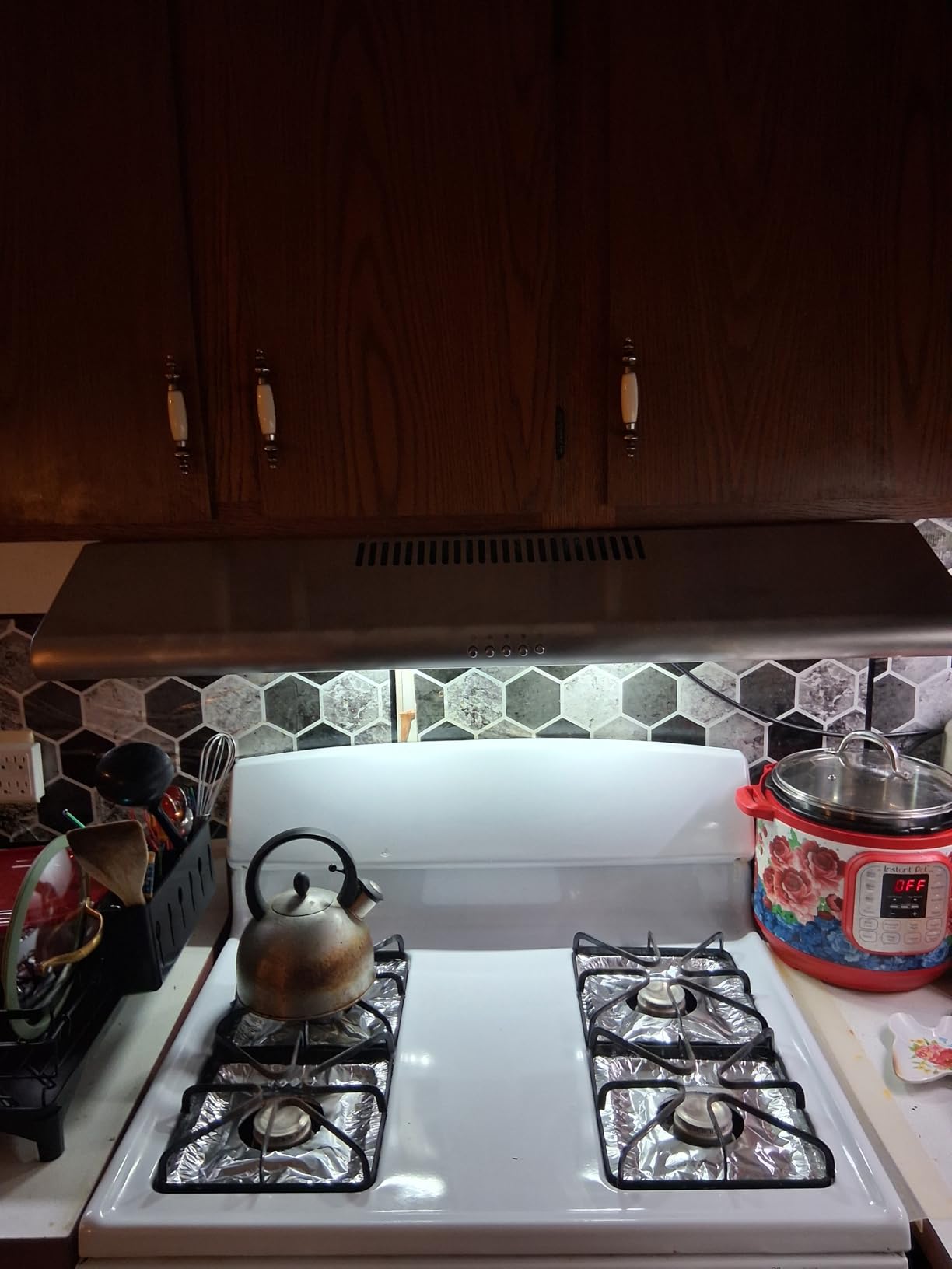 COSMO COS-5MU30 30 in. Delta Collection Ducted Under Cabinet Range Hood, Button Controls, Reusable Filters, LED Lights, Stainless Steel - Customer Photo 1