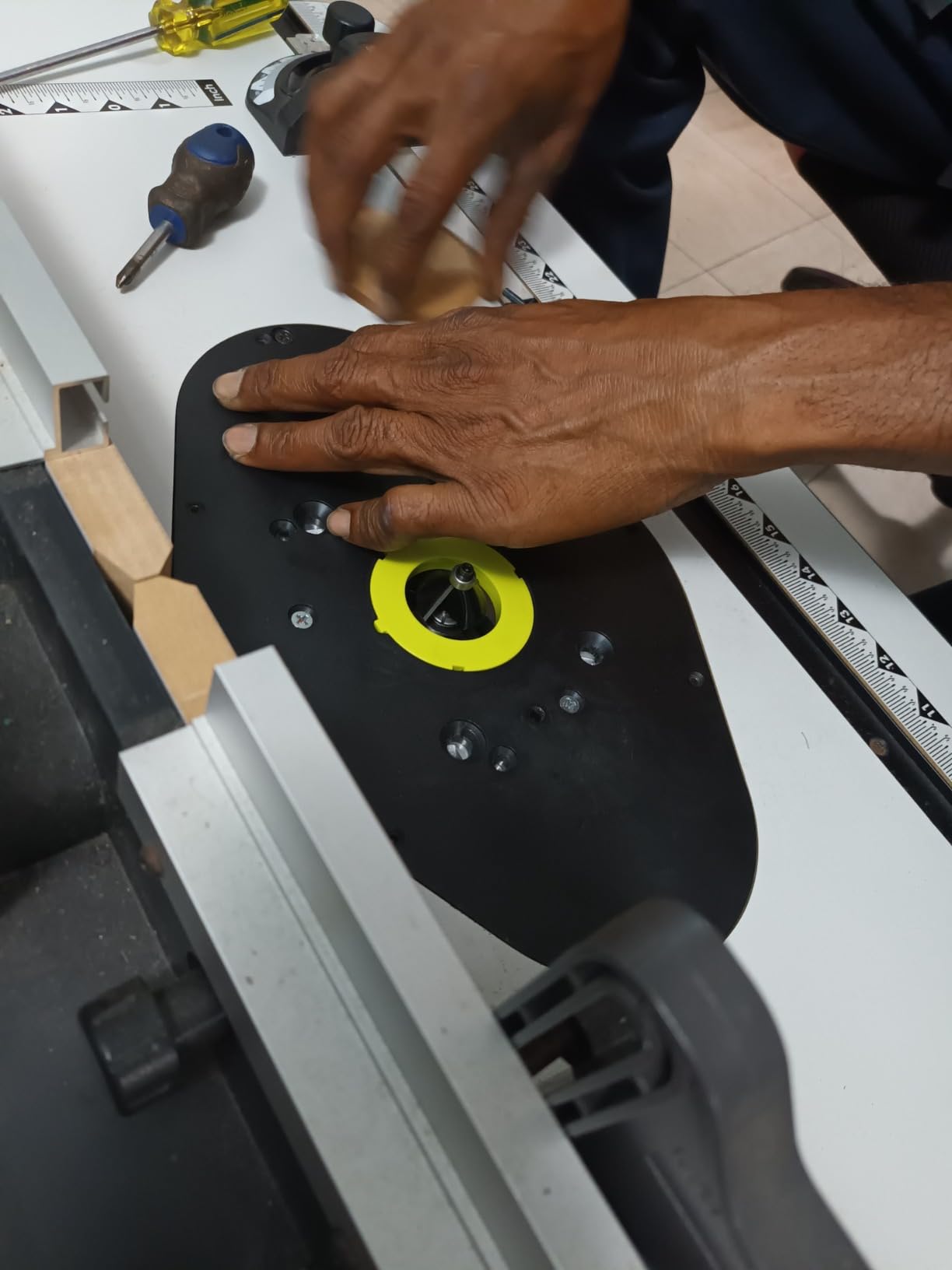 Ryobi Universal Router Table-A25RT03 Customer Review Ryobi Universal Router Table-A25RT03 - Customer Photo 2