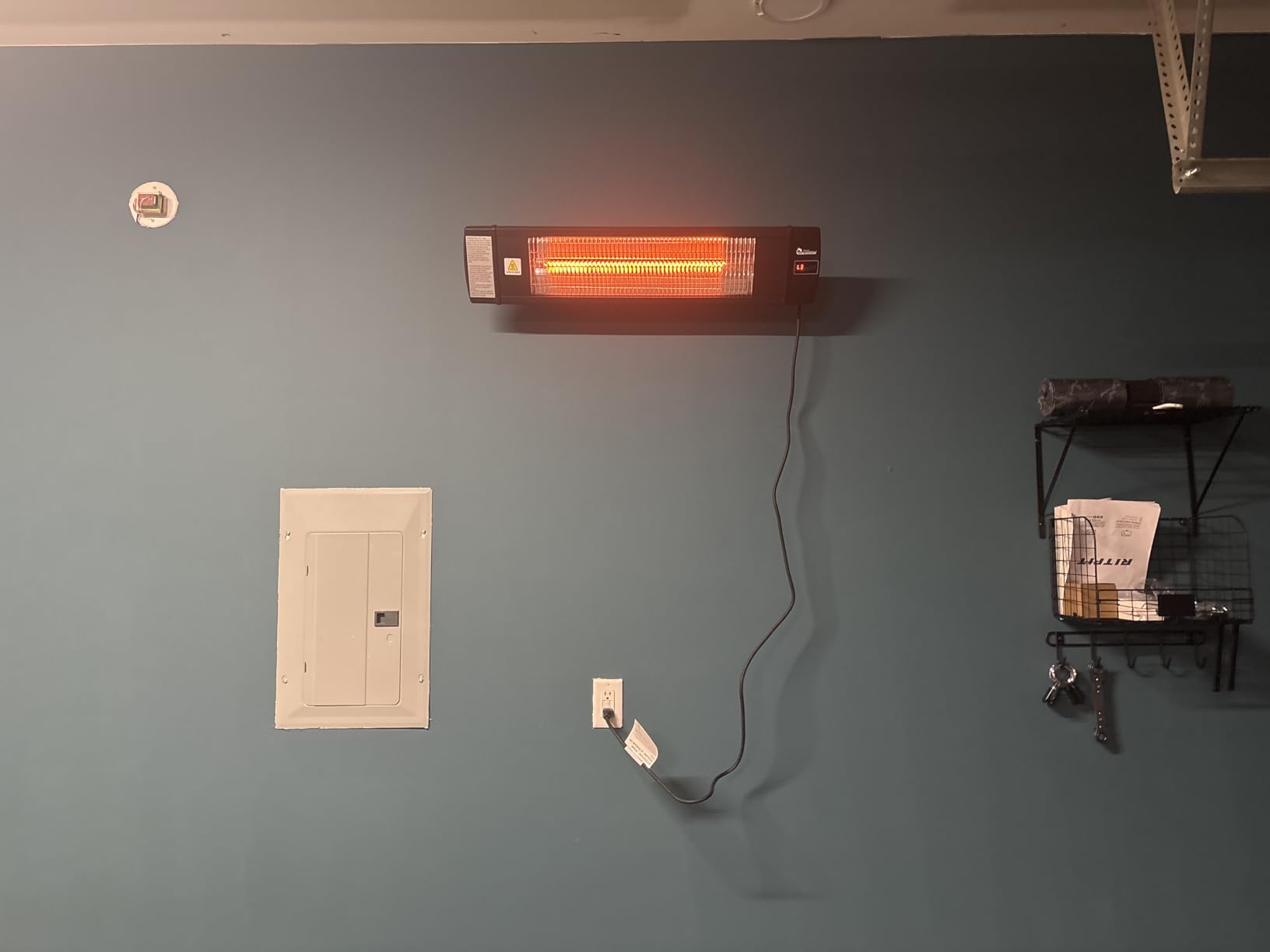 Dr Infrared Heater DR-238 Carbon Infrared Outdoor Heater for Restaurant, Patio, Backyard, Garage, and Decks, Standard, Black Customer Review Dr Infrared Heater DR-238 Carbon Infrared Outdoor Heater for Restaurant, Patio, Backyard, Garage, and Decks, Standard, Black - Customer Photo 1