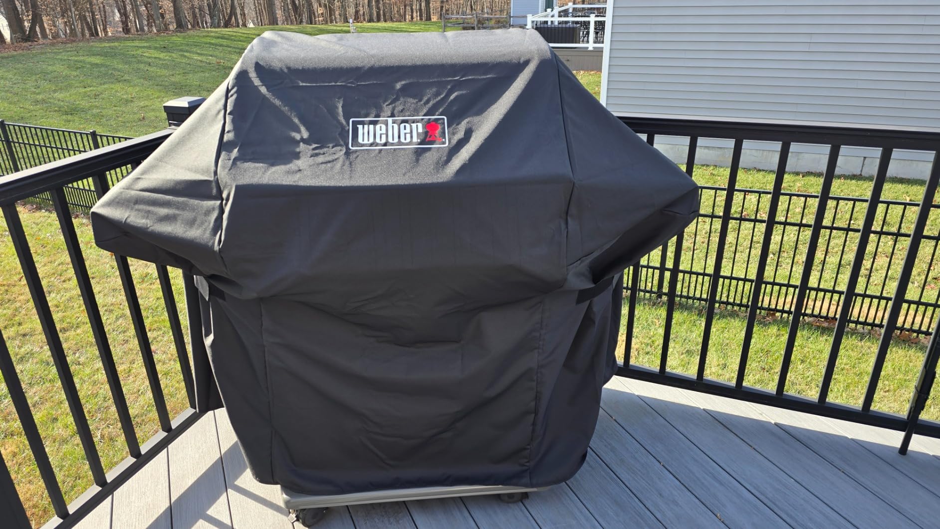 Weber Premium Outdoor Grill Cover, Water-Resistant, Compatible with Large Spirit Series Gas Grills, Black - Customer Photo 1