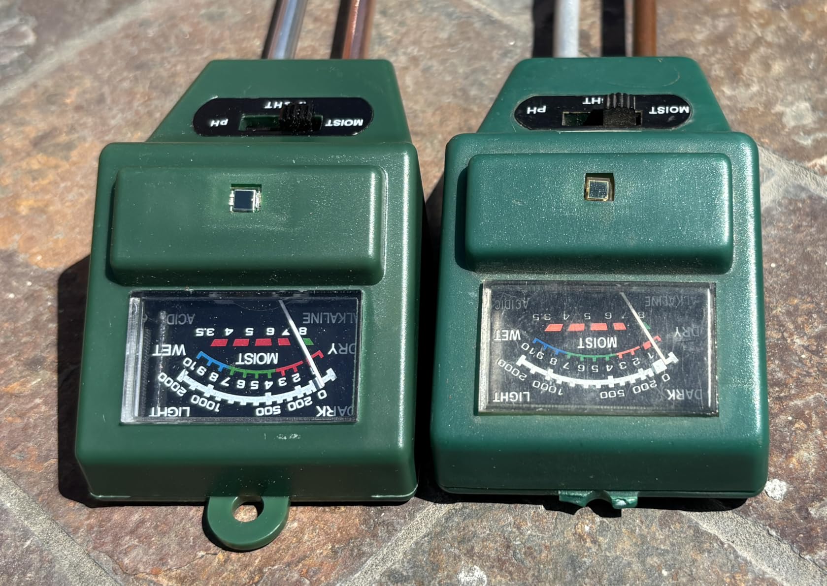 SONKIR Soil pH Meter, MS02 3-in-1 Soil Moisture/Light/pH Tester Gardening Tool Kits for Plant Care, Great for Garden, Lawn, Farm, Indoor & Outdoor Use (Green) - Customer Photo 1