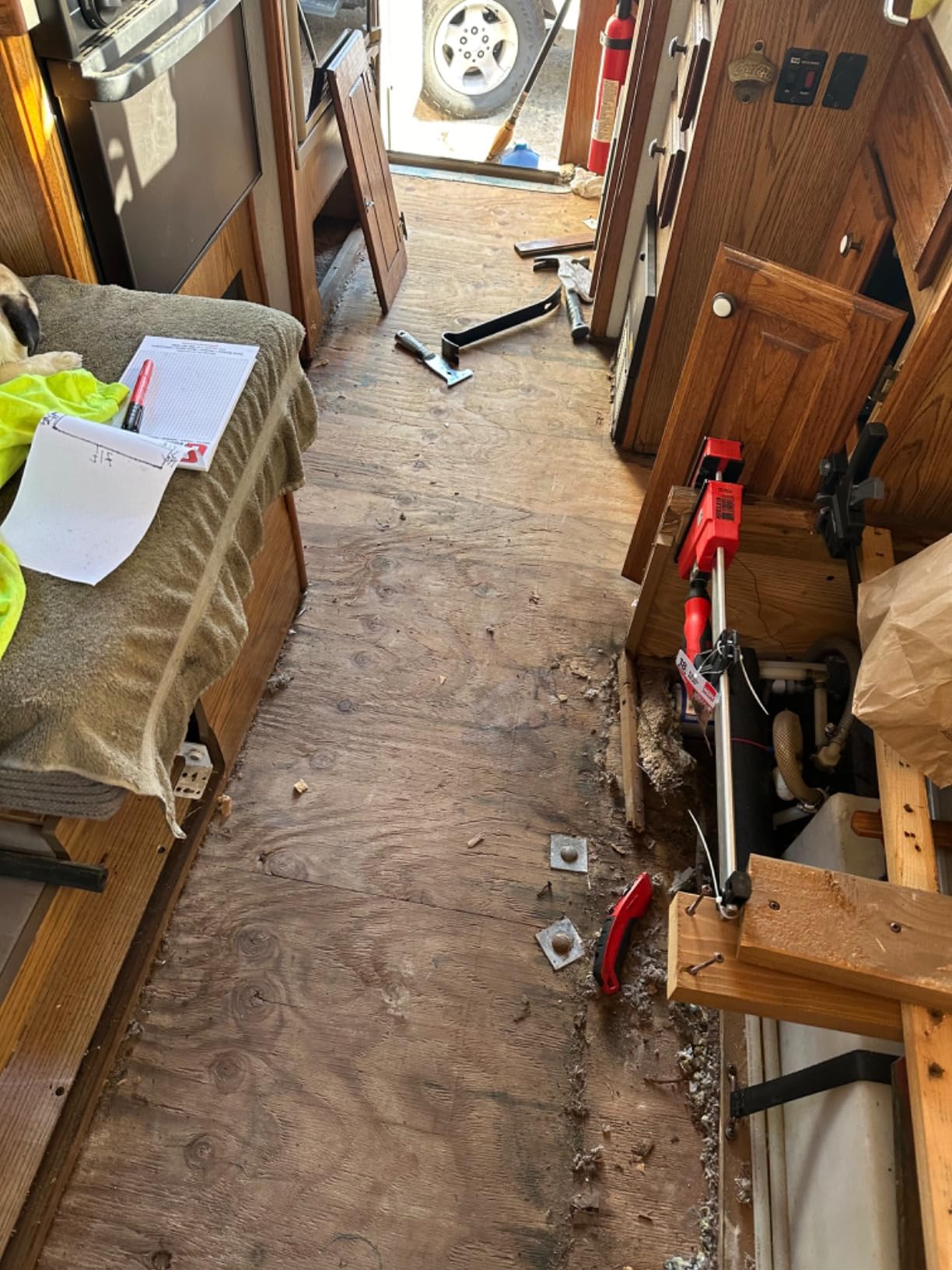 BESSEY KRE3518, 18 In., Parallel Clamp, K Body REVO Series - 1700 lbs Nominal Clamping Force , Spreader, and Woodworking Accessories - Clamps and Tools for Woodworking, Cabinetry, Case Work - Customer Photo 1