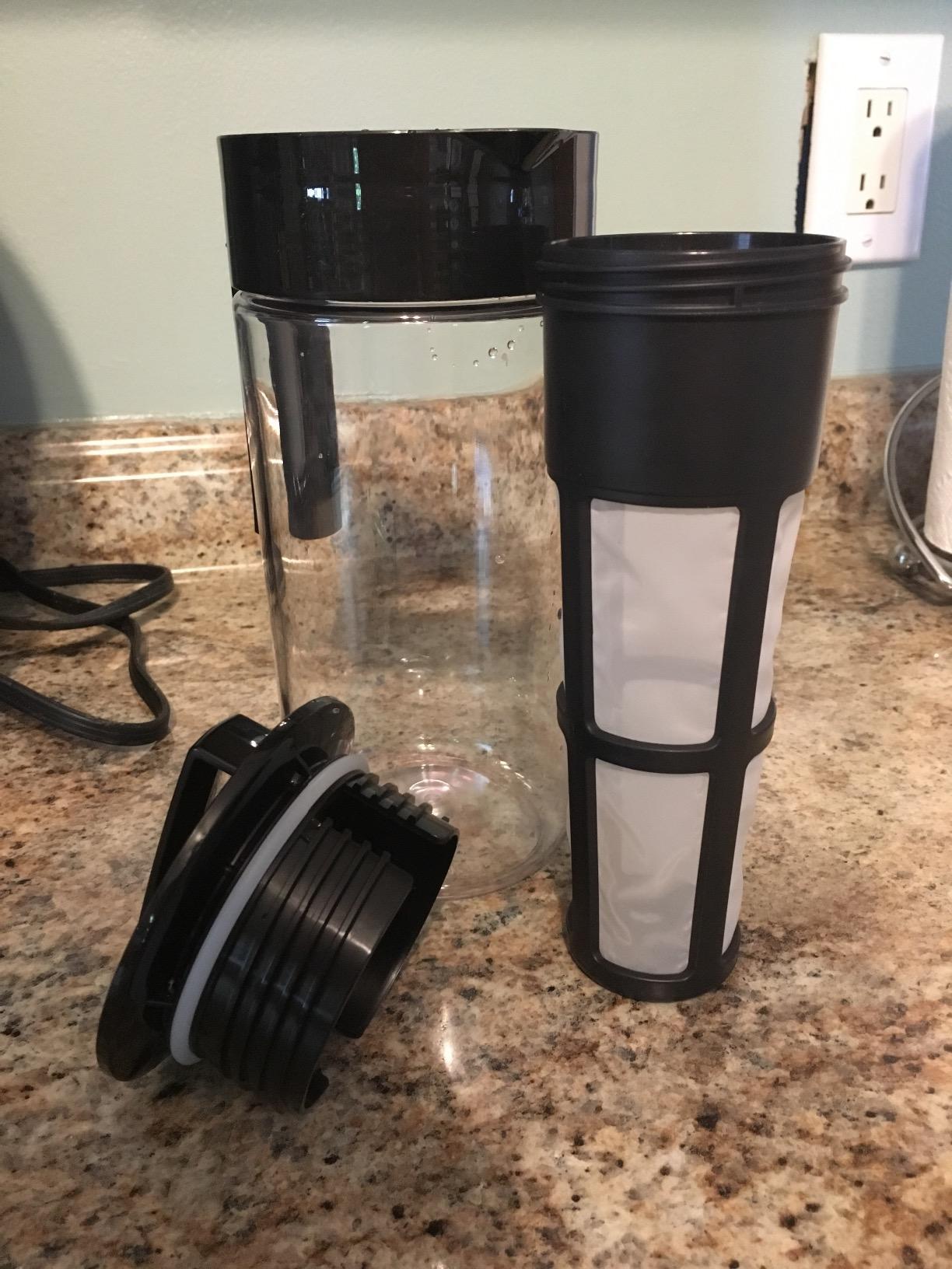 Takeya Tritan Cold Brew Coffee Maker - Airtight Pitcher with Leak-Free Lid - BPA-Free Cold Brew Maker with Silicone Handle - Dishwasher-Safe Pitcher for Homemade Cold Brew - 2 Quart, Black - Customer Photo 1