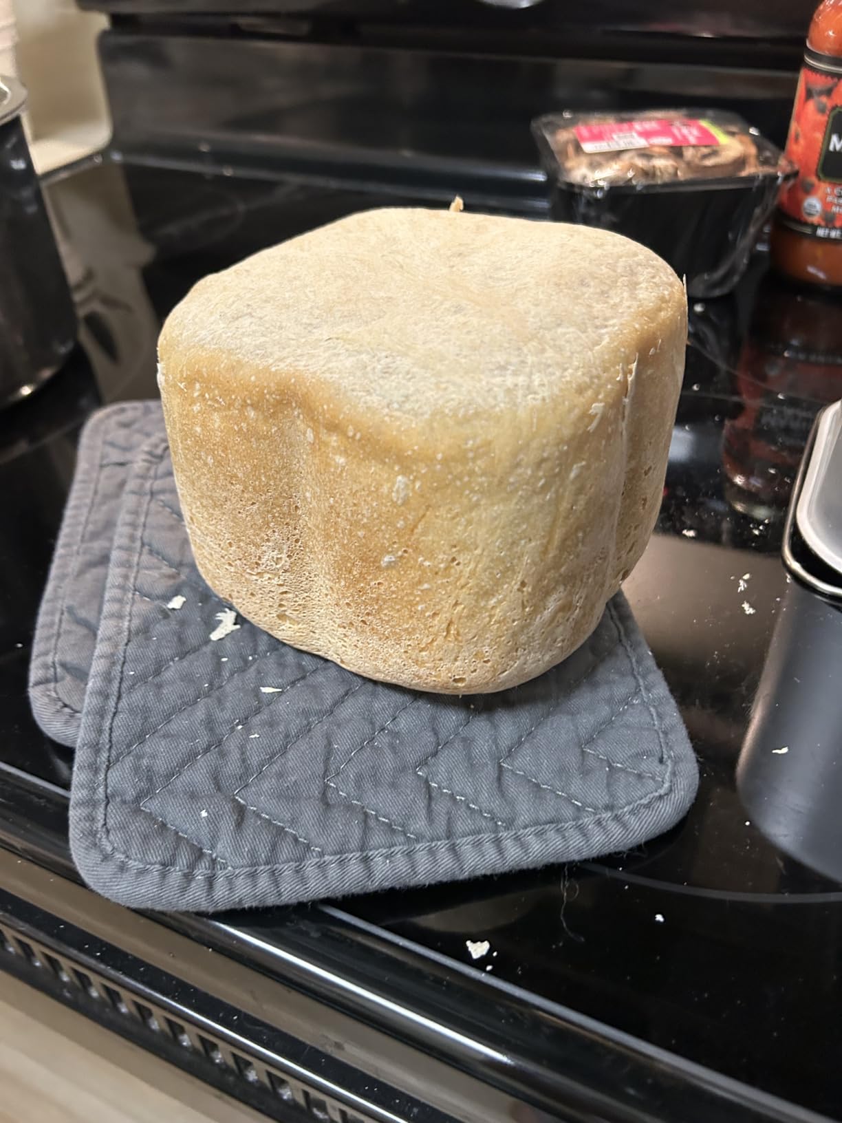 Cuisinart Bread Maker Machine, Stainless Steel Automatic Bread Machine with 12 Menu Options, 3 Loaf Sizes up to 2 Lb., 3 Crust Colors, Removable Nonstick Baking Pan & Kneading Paddle, CBK-110NAS - Customer Photo 2