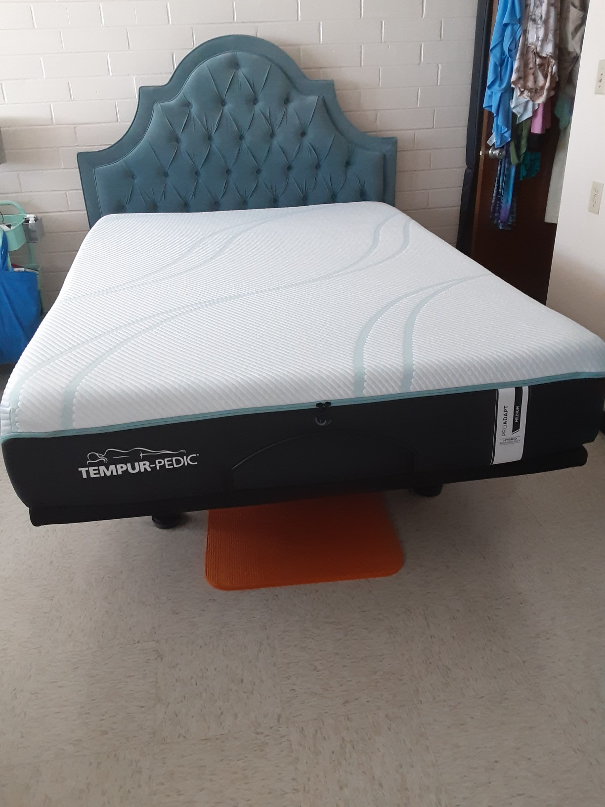 Tempur-Pedic ProAdapt 12