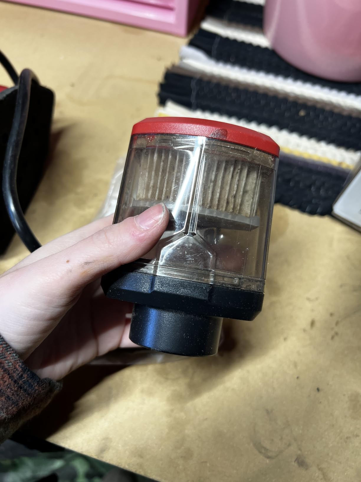 SKIL Corded Detail Sander, Includes 3pcs Sanding Paper and Dust Box - SR250801 - Customer Photo 2