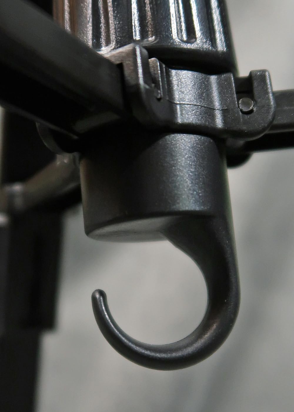 NEEWER Portable Desktop Mini Tripod Aluminum Alloy 20''/ 50cm Desk Tripod - Customer Photo 3