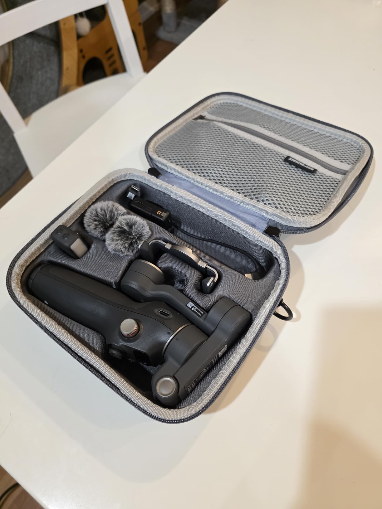 DJI Osmo Mobile 7P Gimbal Stabilizer for iPhone, Android, Native Tracking, Lighting, 3-Axis Phone Gimbal, Quick Launch, One-Tap Edit, Built-in Extension Rod & Tripod - Customer Photo 1