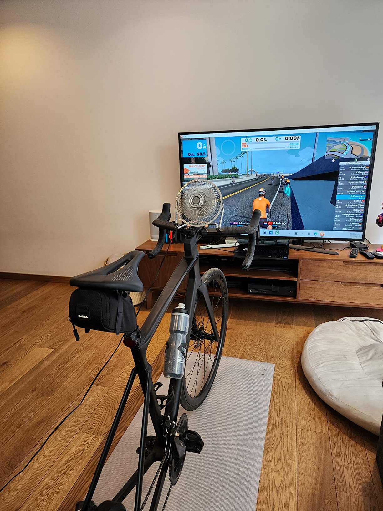 Tacx Flux 2 Smart Trainer Black, One Size - Customer Photo 2
