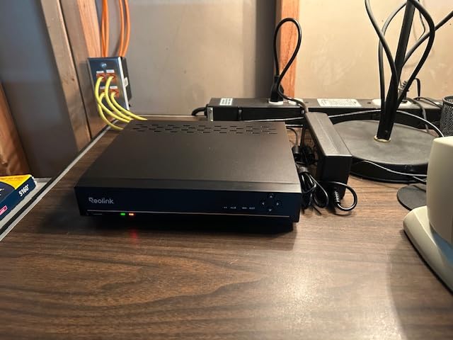 REOLINK Smart 5MP 8CH Home Security Camera System, 4pcs Wired PoE IP Cameras Outdoor with Person/Pet/Vehicle Detection, 4K 8CH NVR with 2TB HDD for 24-7 Recording, RLK8-520D4-5MP - Customer Photo 2