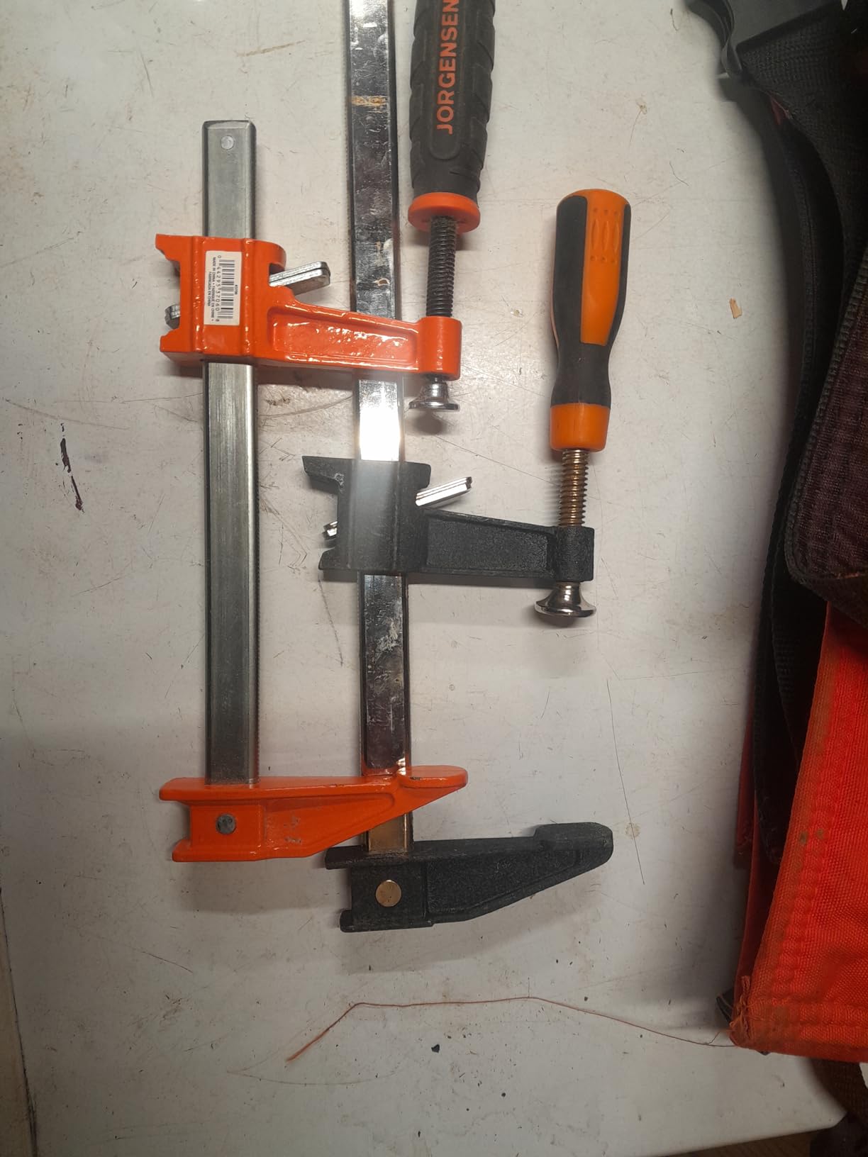 WEN 10236F2 Quick-Adjust 36-Inch Steel Bar Clamps with 2.5-Inch Throat and Micro-Adjustment Handle, Two Pack, Multicolor - Customer Photo 1