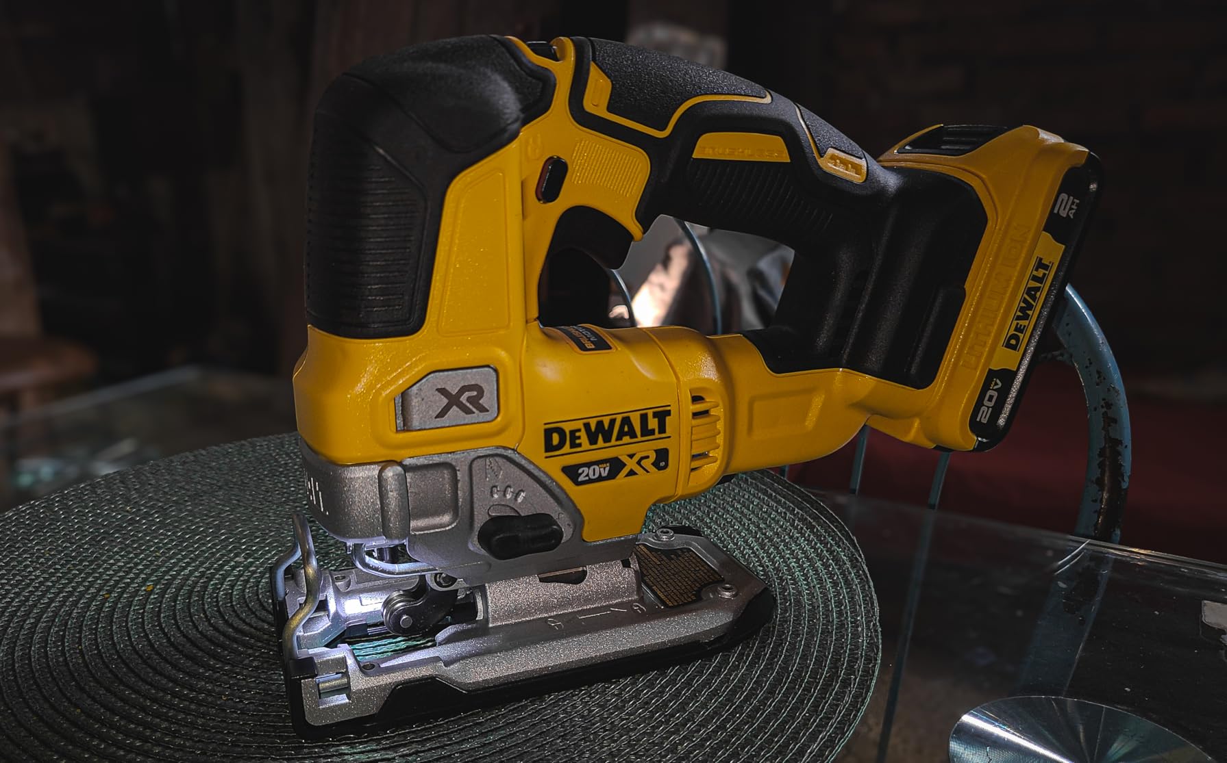 DEWALT 20V MAX XR Jig Saw, 3,200 Blade Speed, Cordless, Brushless Motor, LED Light, Bare Tool Only (DCS334B) Customer Review DEWALT 20V MAX XR Jig Saw, 3,200 Blade Speed, Cordless, Brushless Motor, LED Light, Bare Tool Only (DCS334B) - Customer Photo 1