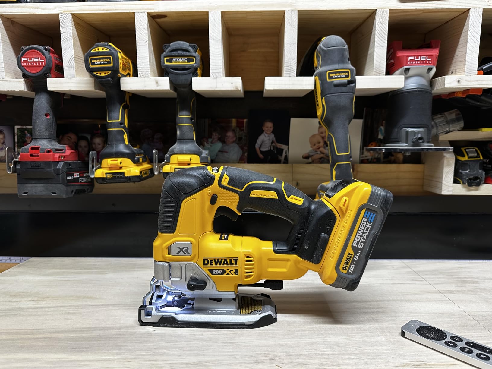 DEWALT 20V MAX XR Jig Saw, 3,200 Blade Speed, Cordless, Brushless Motor, LED Light, Bare Tool Only (DCS334B) Customer Review DEWALT 20V MAX XR Jig Saw, 3,200 Blade Speed, Cordless, Brushless Motor, LED Light, Bare Tool Only (DCS334B) - Customer Photo 2