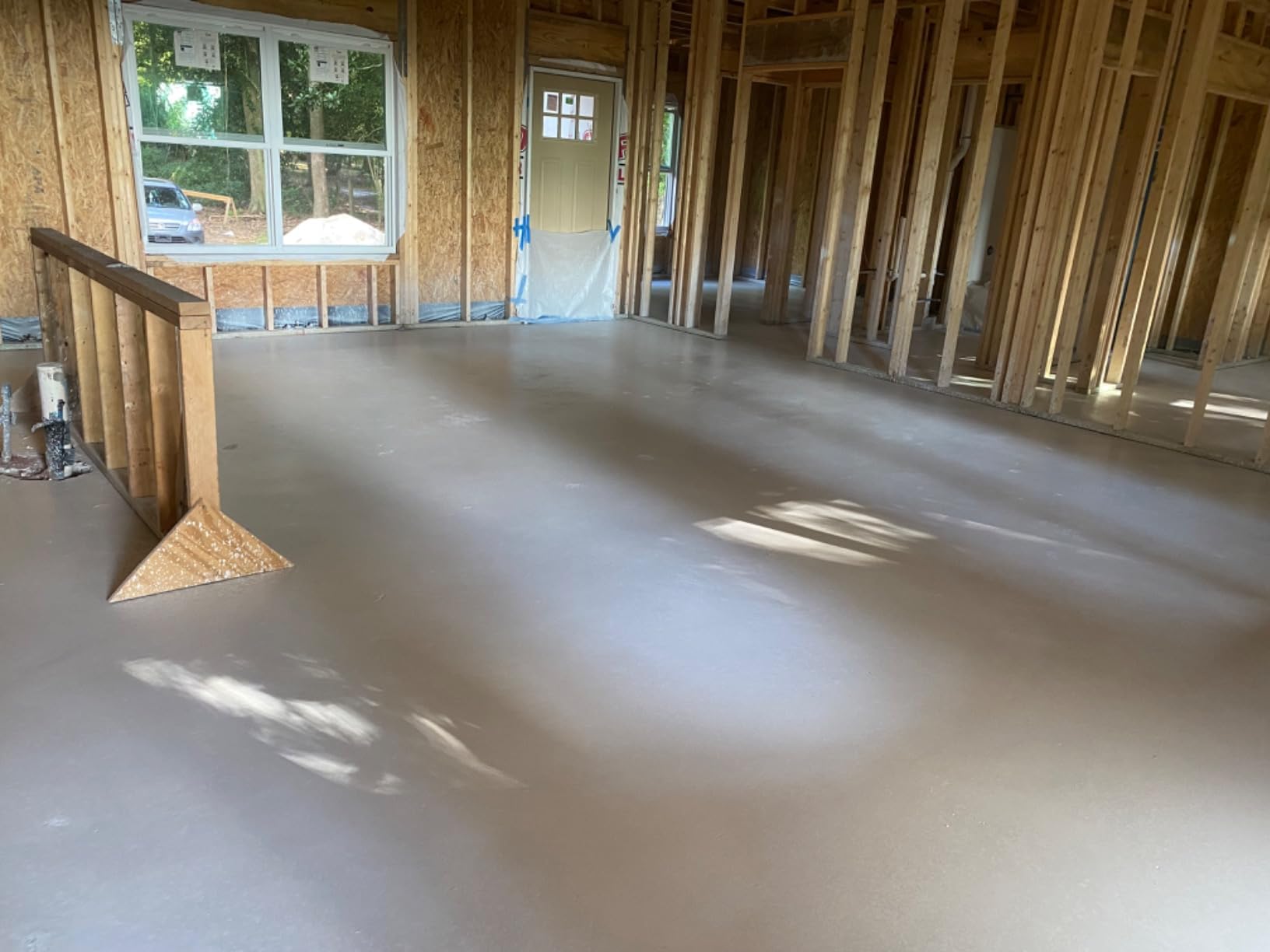 INSL-X TuffCrete Waterborne Acrylic Concrete Stain Paint, Desert Sand, 1 Gallon - Customer Photo 2